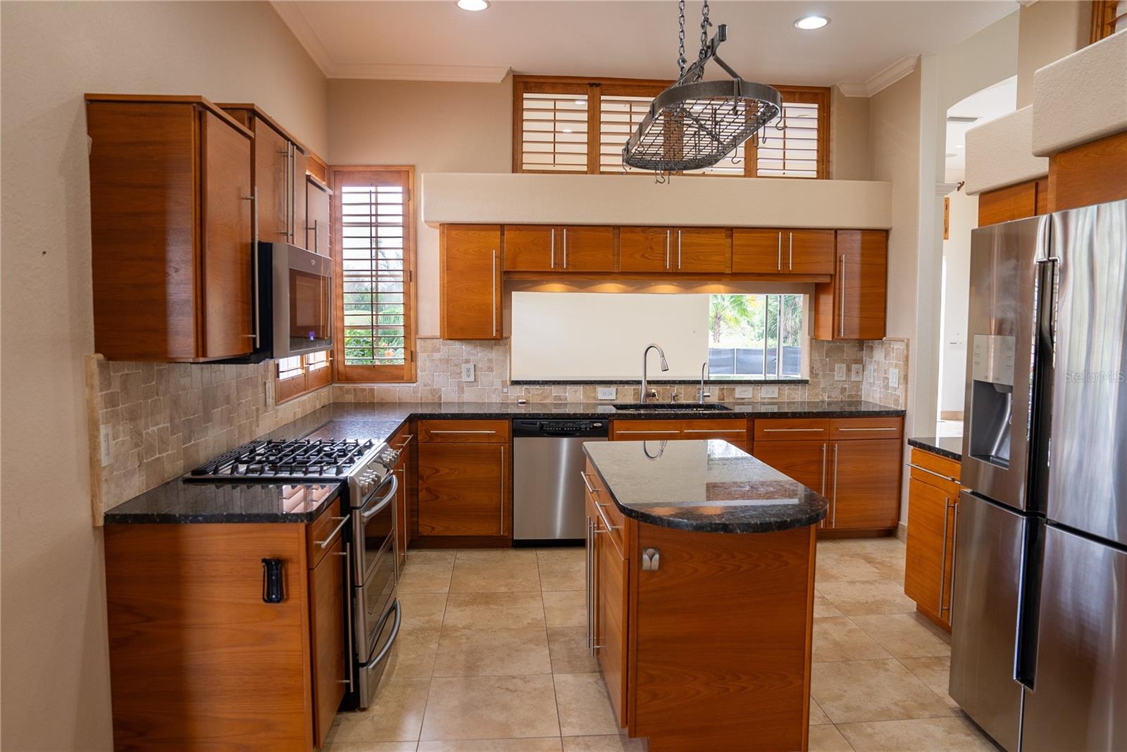 BERMUDA CLUB EAST AT PLANTATION - Residential