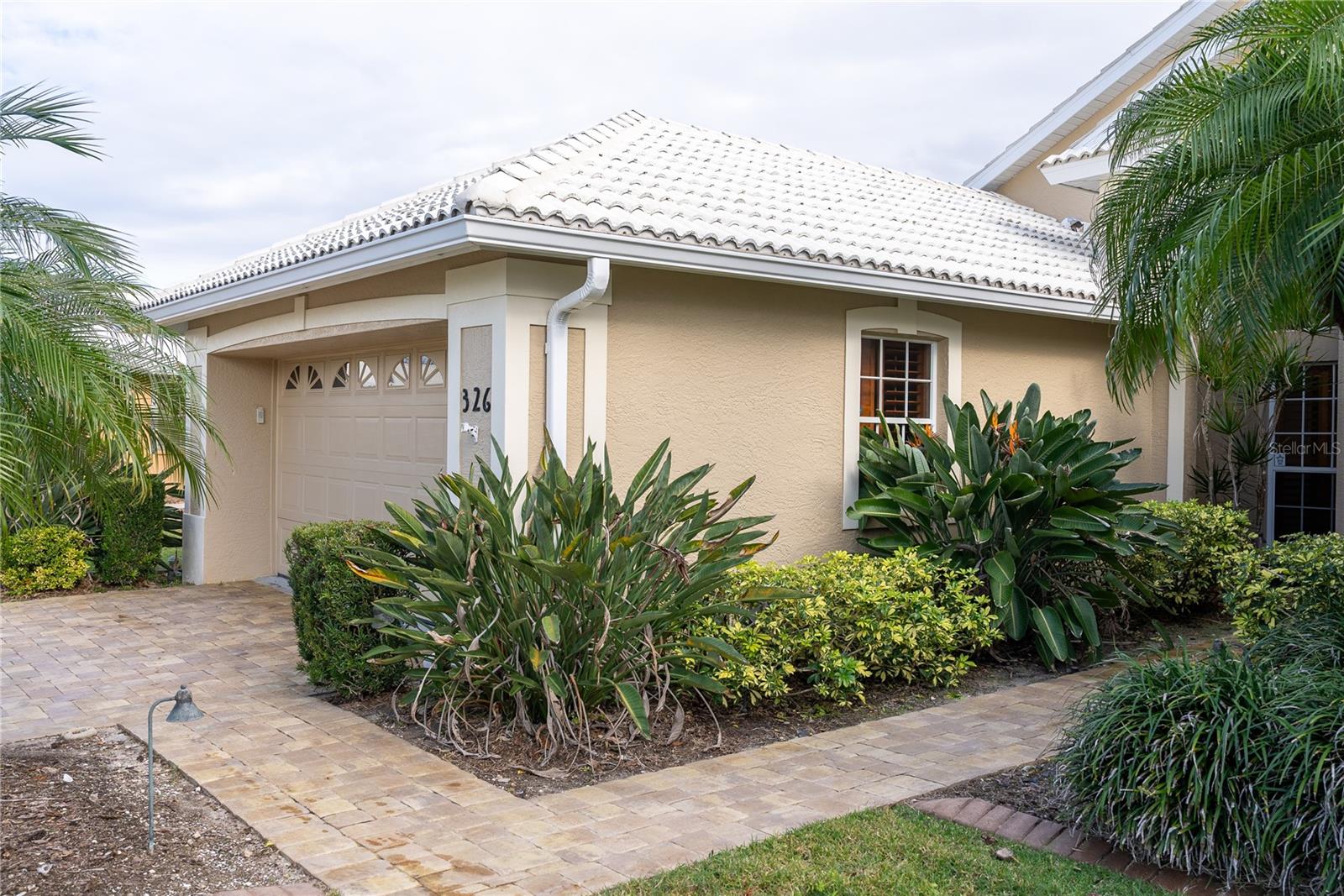 326 SAINT GEORGE COURT 14