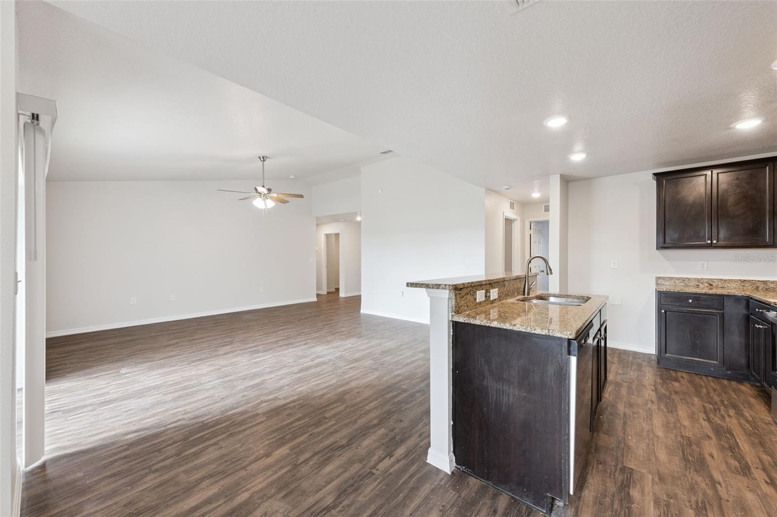 MASCOTTE LAKE JACKSON RIDGE PH 01 - Residential