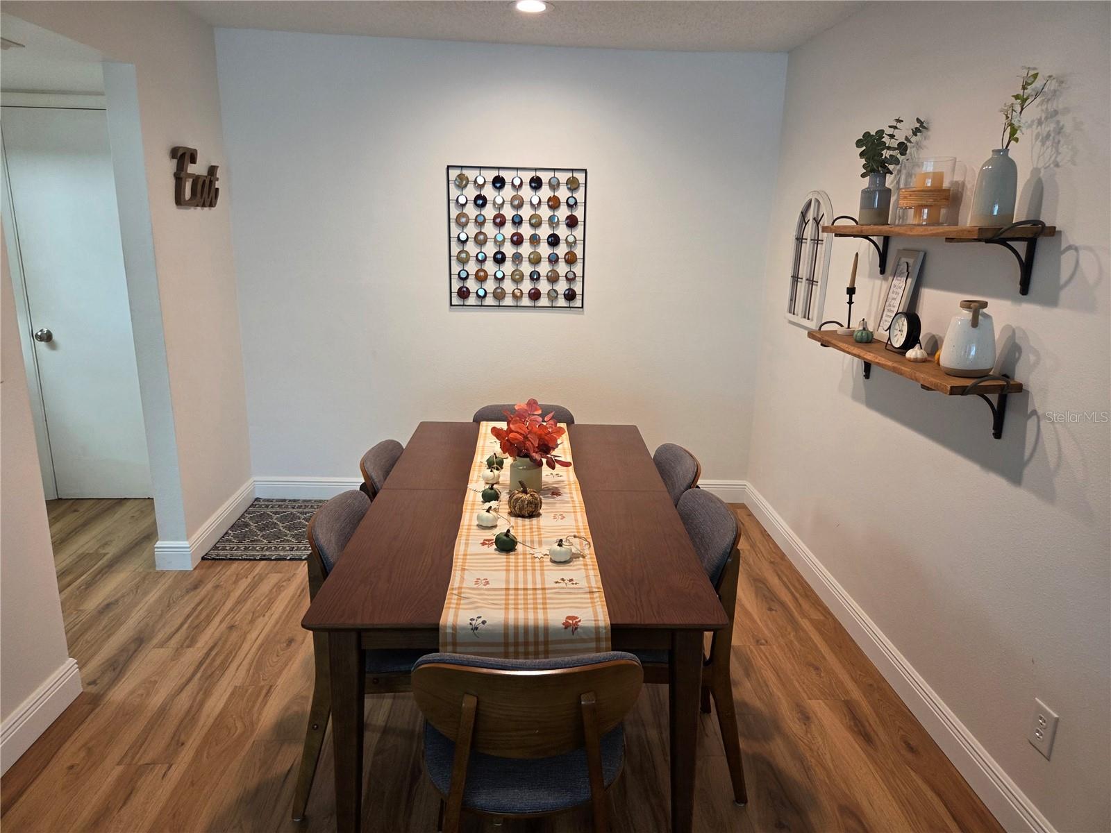 SCOTSDALE CLUSTER CONDO - Residential