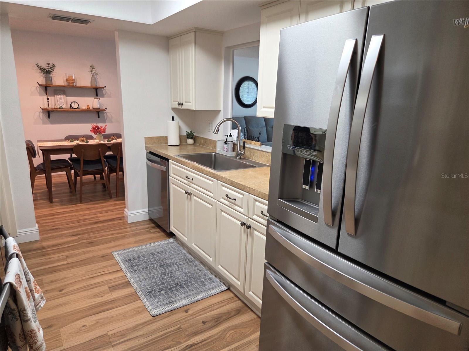 SCOTSDALE CLUSTER CONDO - Residential