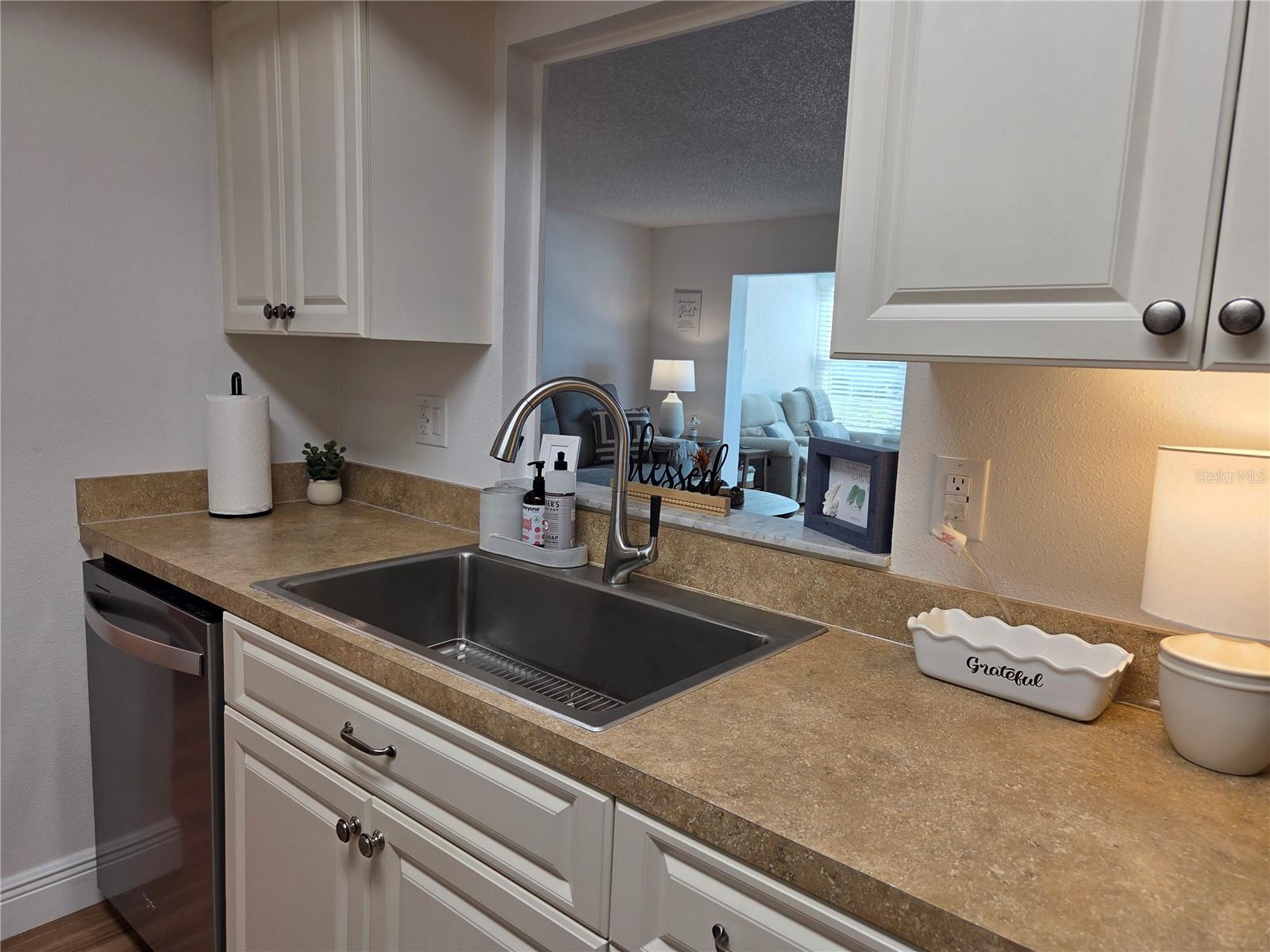 SCOTSDALE CLUSTER CONDO - Residential