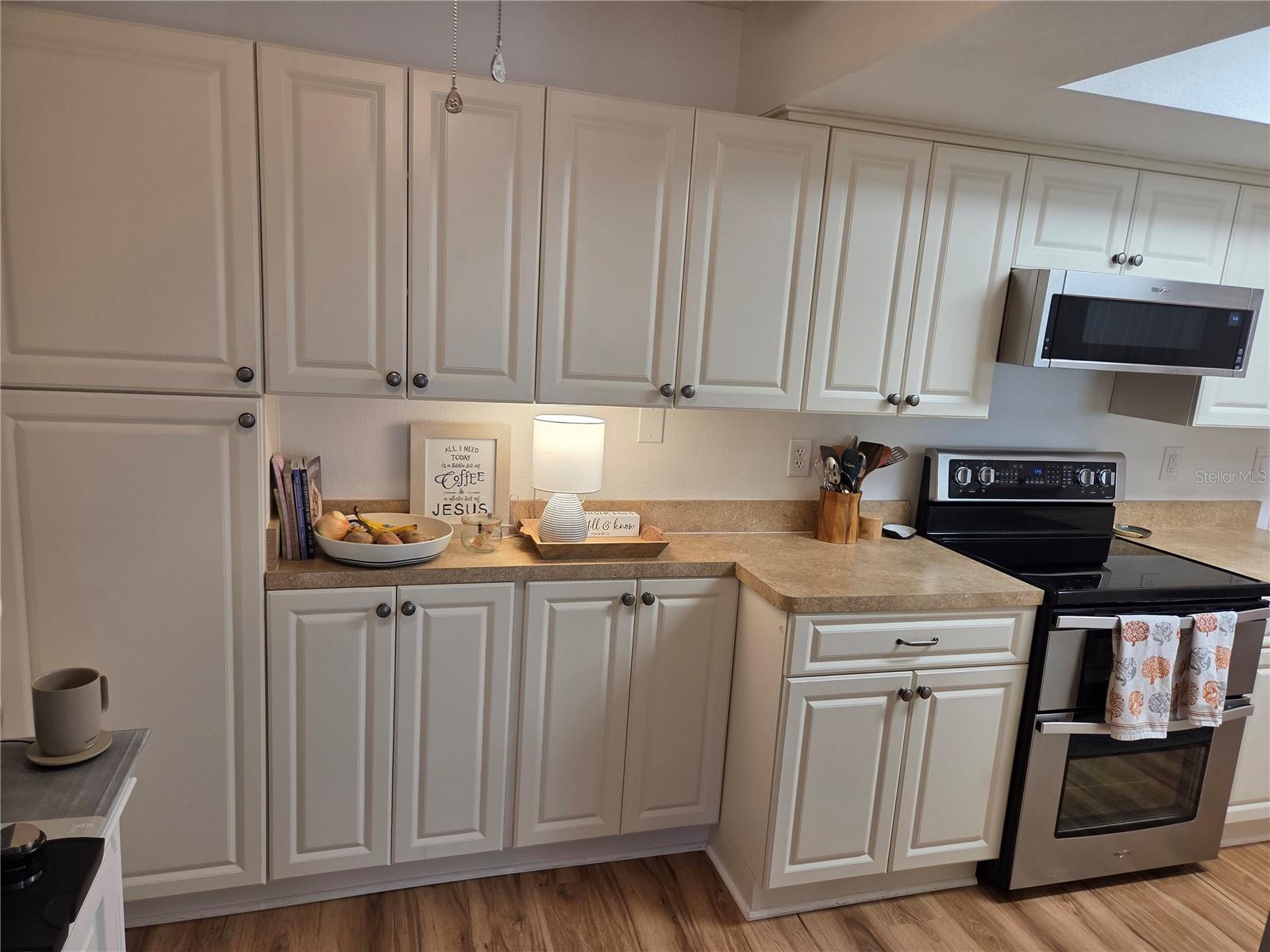 SCOTSDALE CLUSTER CONDO - Residential