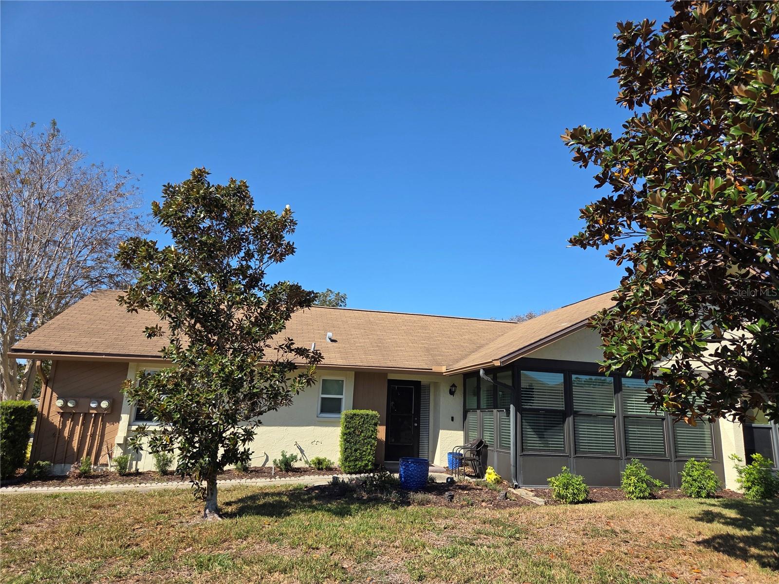 SCOTSDALE CLUSTER CONDO - Residential