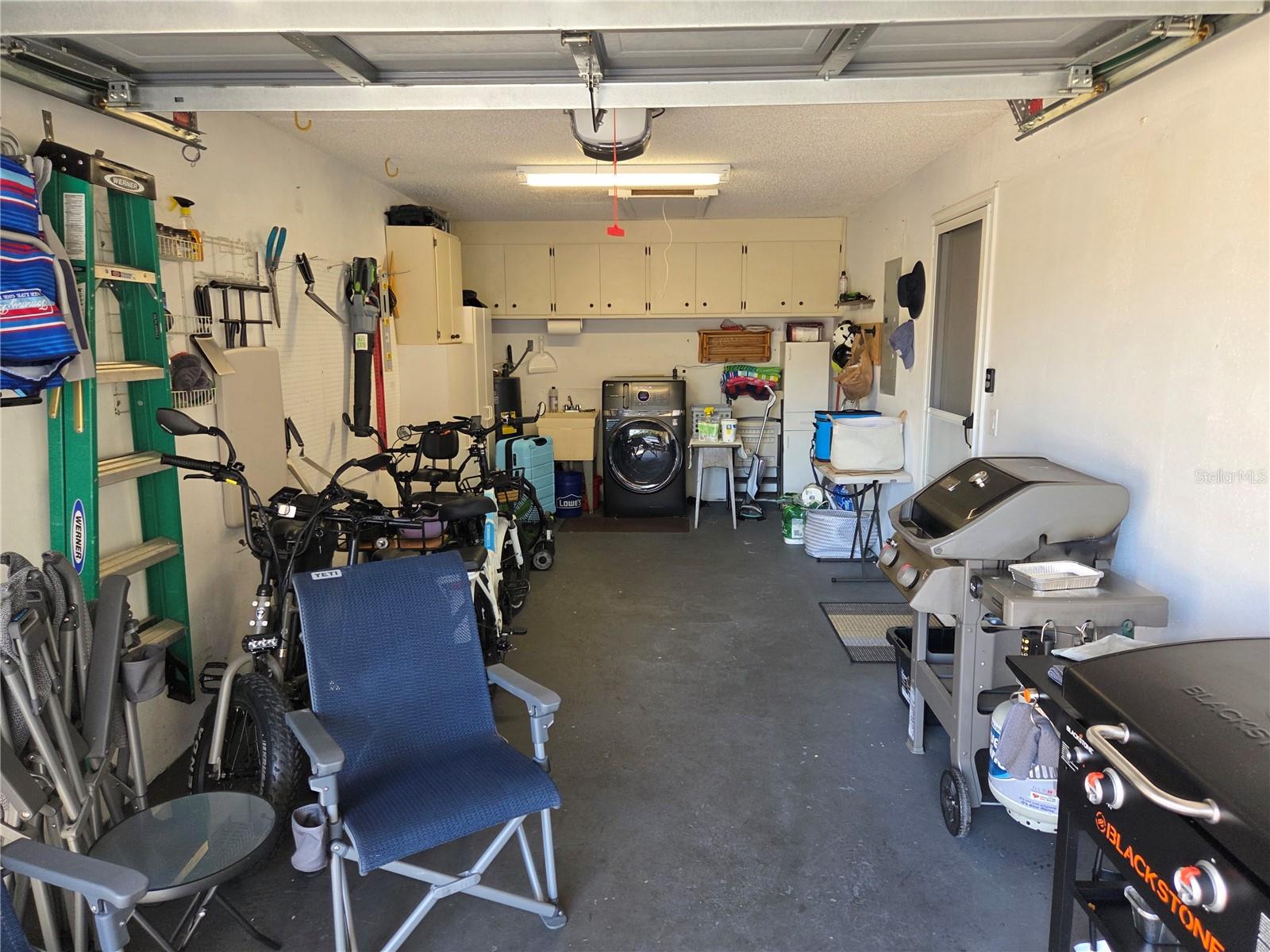 SCOTSDALE CLUSTER CONDO - Residential