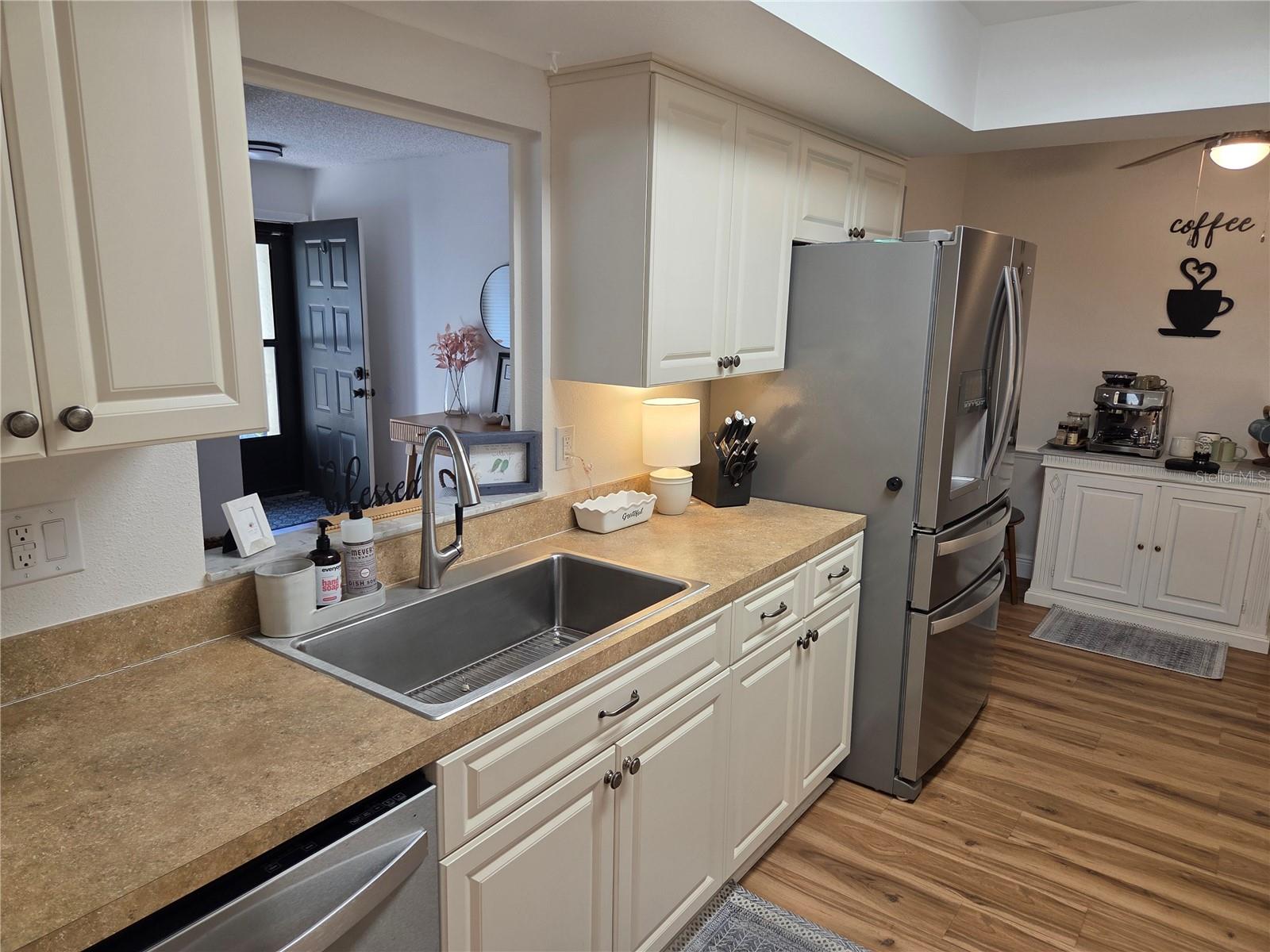 SCOTSDALE CLUSTER CONDO - Residential