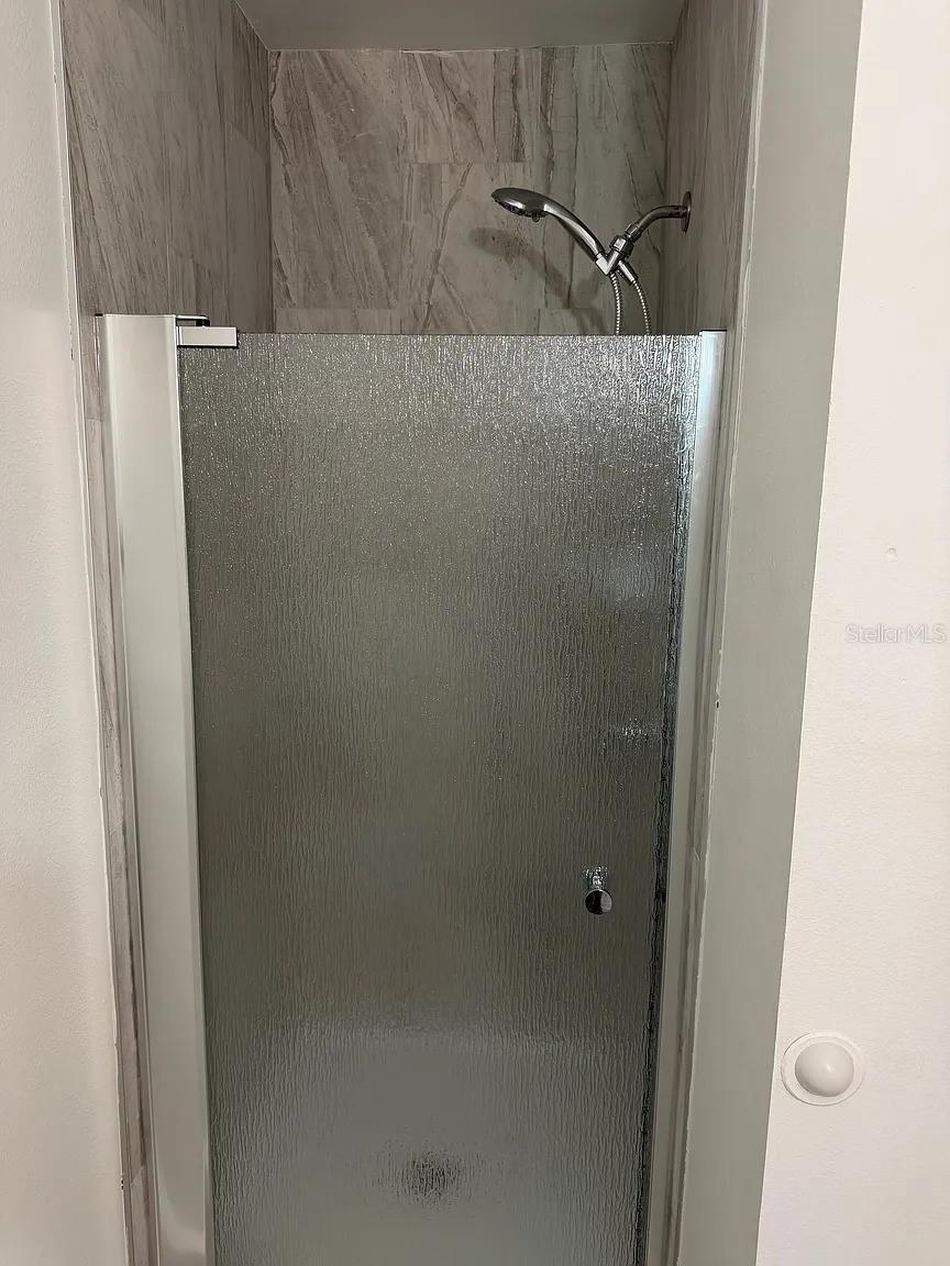 VILLAGE XVIII UNIT I OF CARROL - Residential Lease