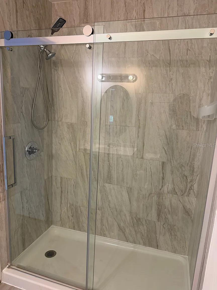 VILLAGE XVIII UNIT I OF CARROL - Residential Lease