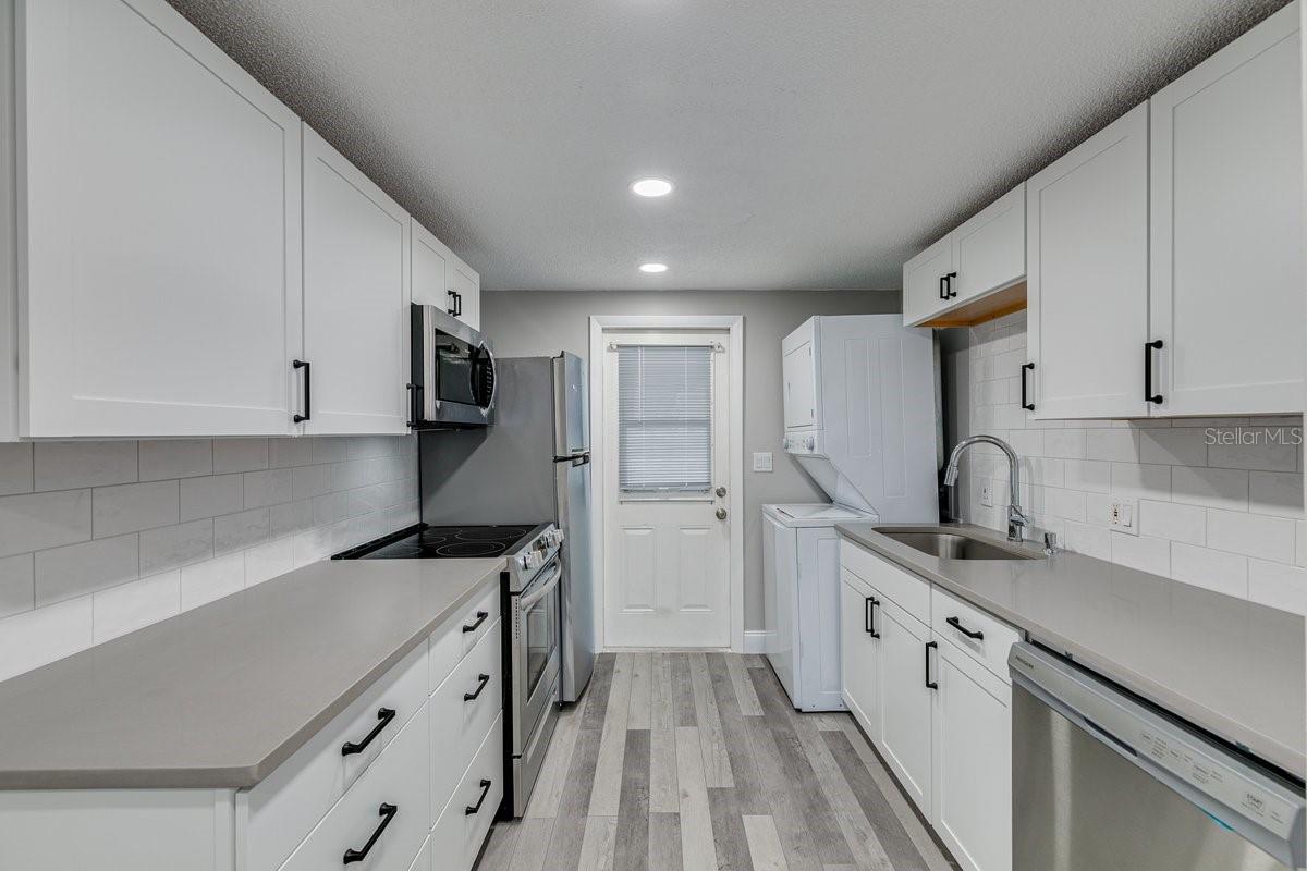PALM BREEZE ESTATES SUB - Residential Income