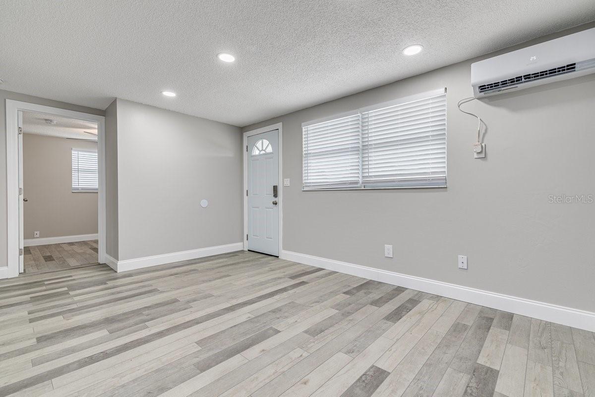 PALM BREEZE ESTATES SUB - Residential Income
