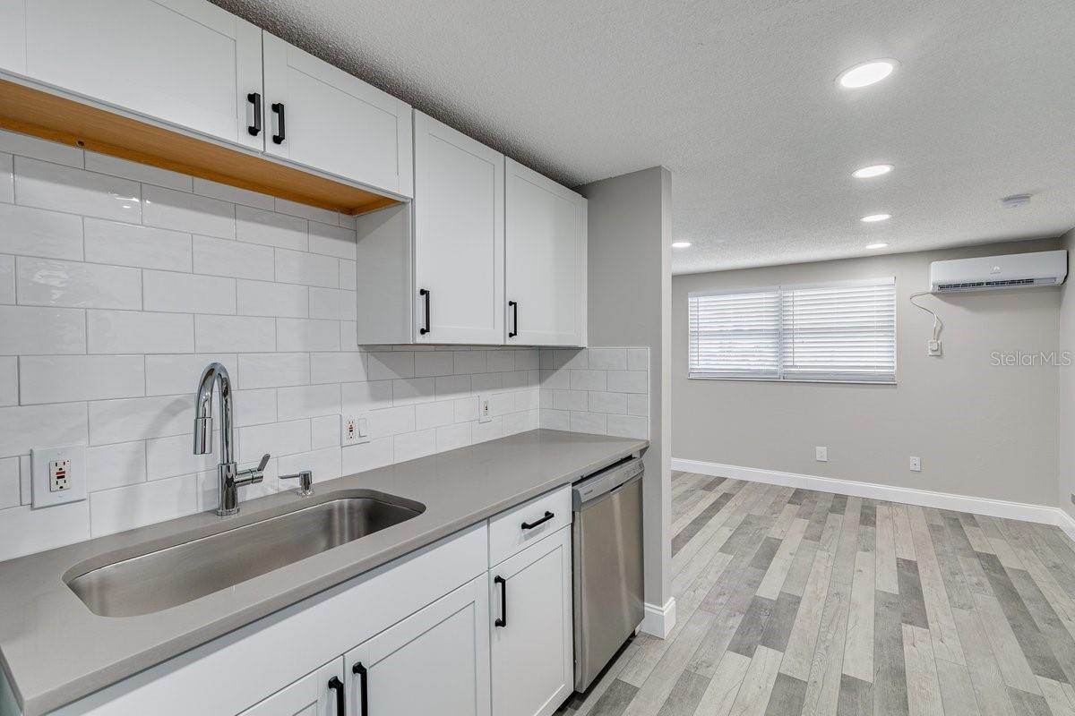 PALM BREEZE ESTATES SUB - Residential Income