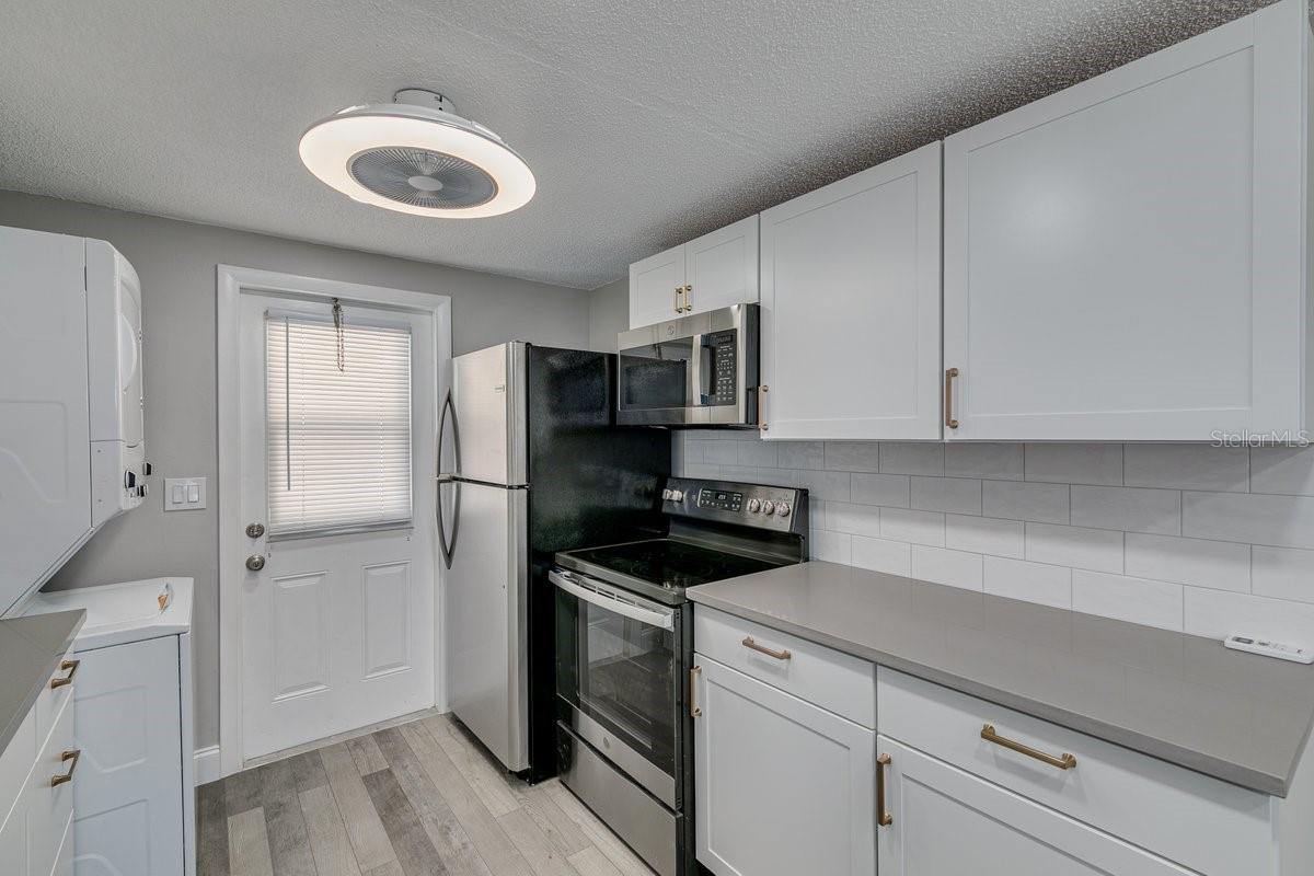 PALM BREEZE ESTATES SUB - Residential Income