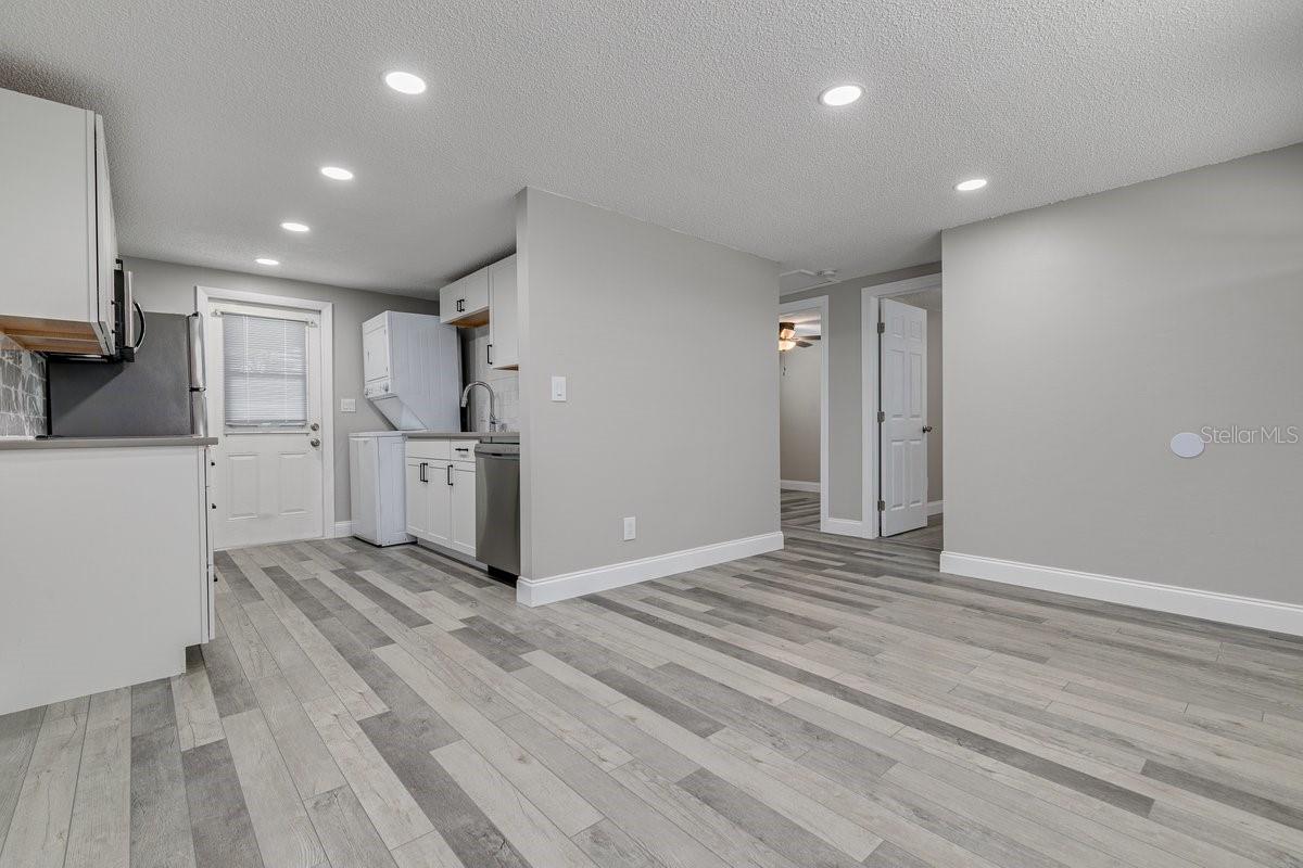 PALM BREEZE ESTATES SUB - Residential Income
