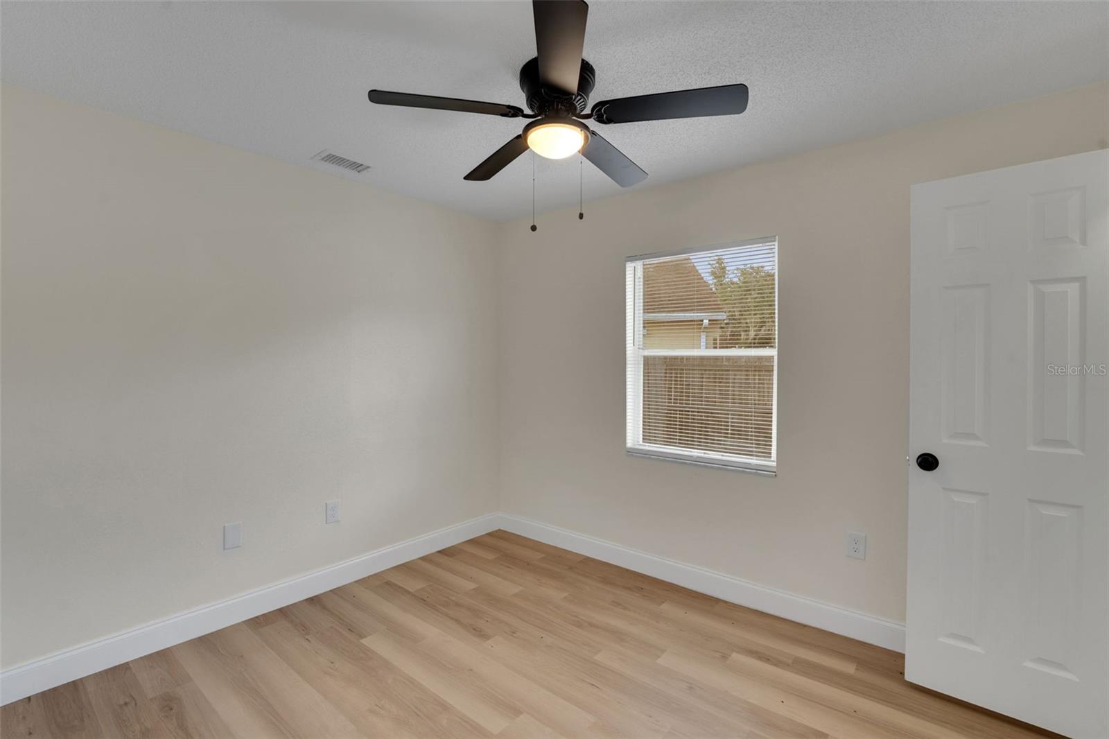 QUEENS COVE PH 02 - Residential