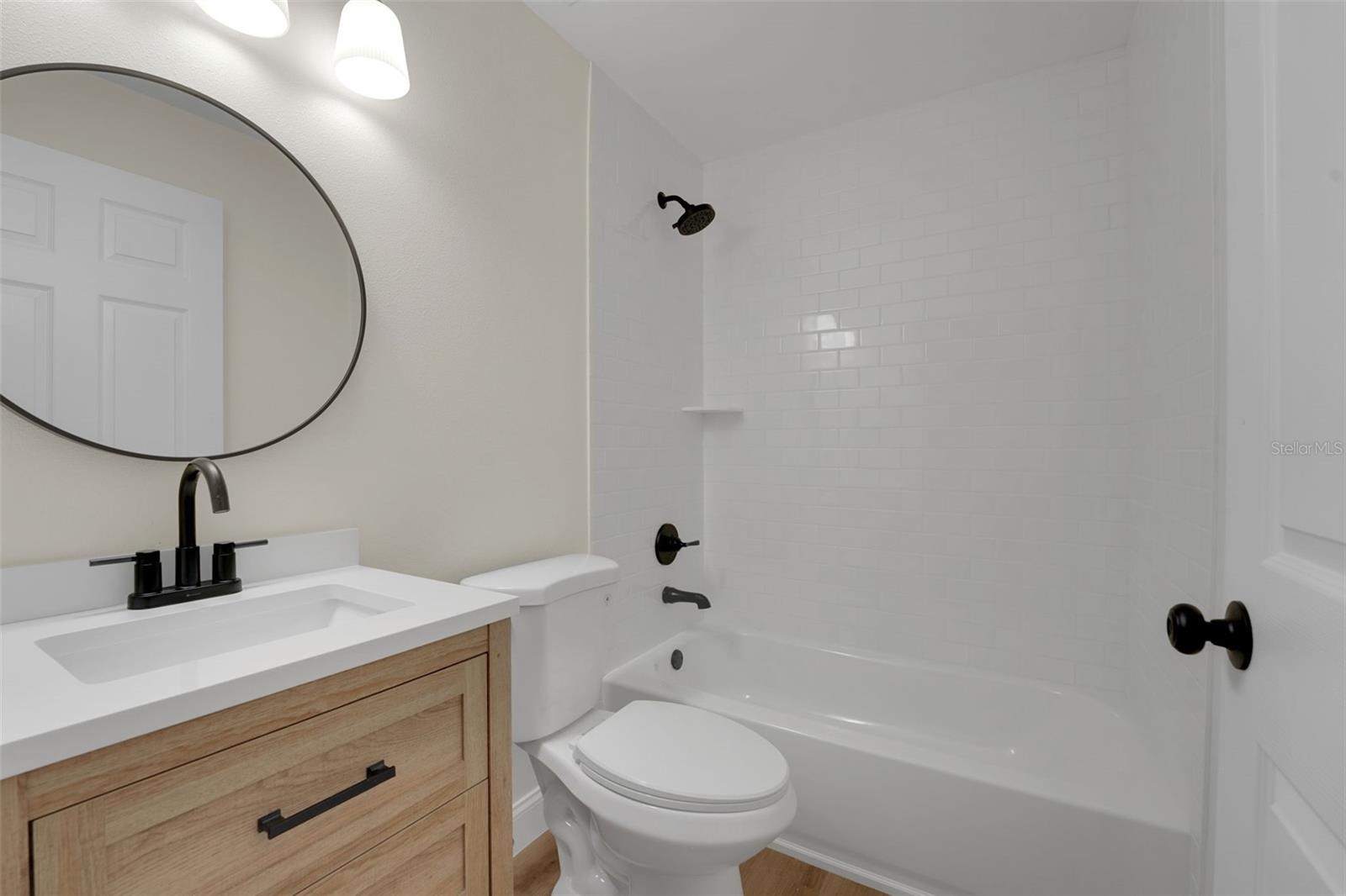QUEENS COVE PH 02 - Residential