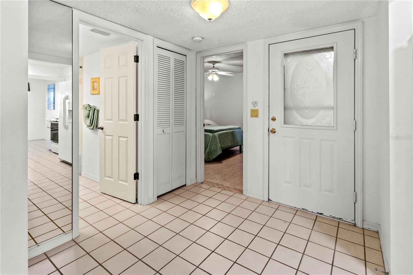 SHEFFIELD GREENE - Residential Lease