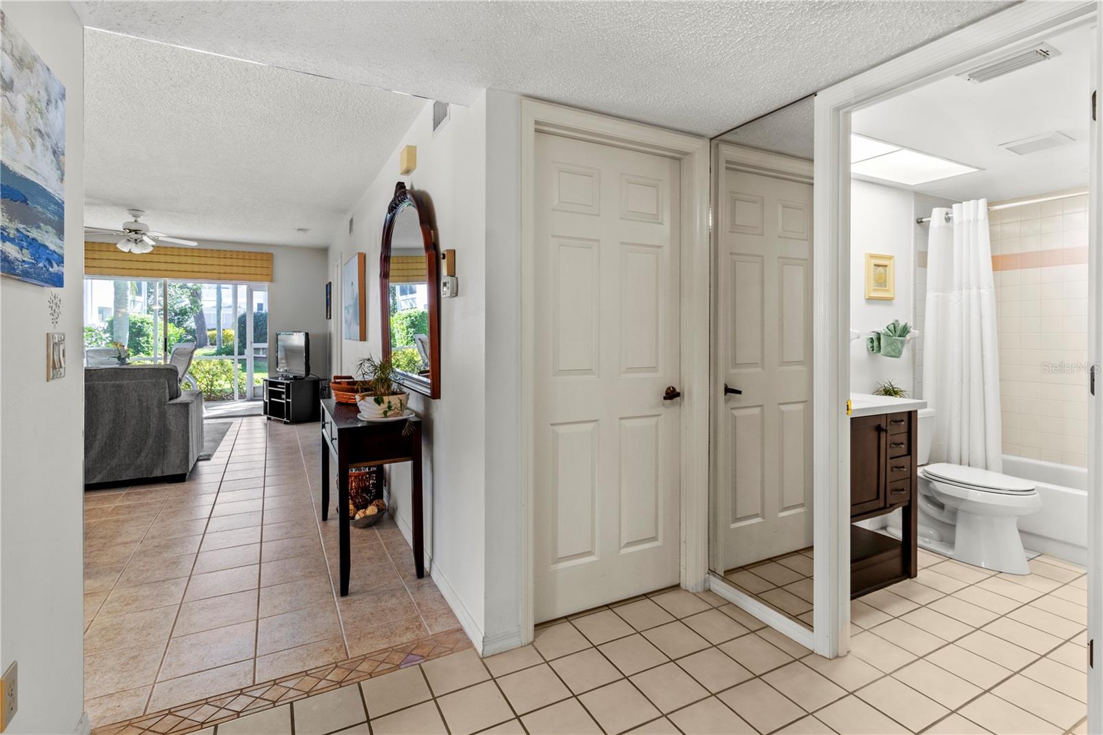 SHEFFIELD GREENE - Residential Lease