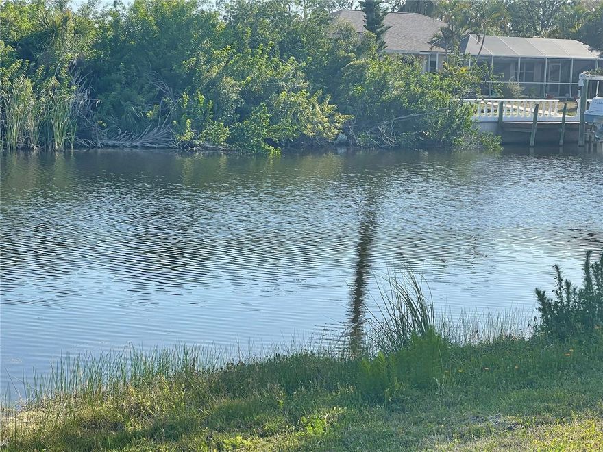 Beautiful Canal lot. Quick access to open water and to the Gulf of America. Only 20 minutes to beaches onBoca Grande or Manasota Key. Just 10-15 minutes golf courses, shopping and dining. Community walking paths, boat ramp, parks and playground. Enjoy beautiful sunsets from your new home in paradise.