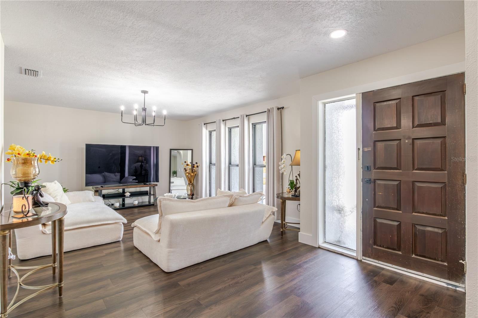 FLOR A MAR - Residential