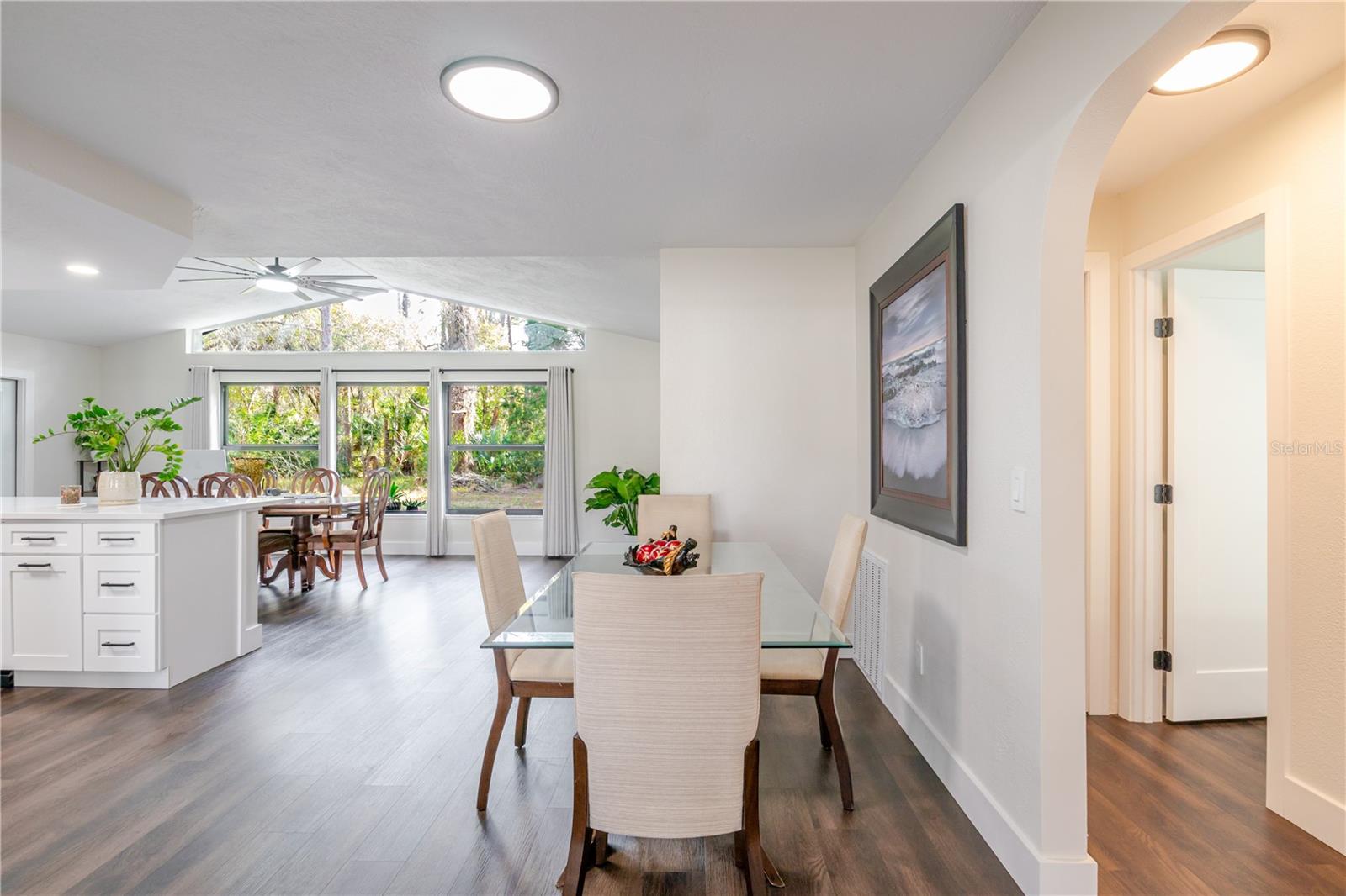 FLOR A MAR - Residential