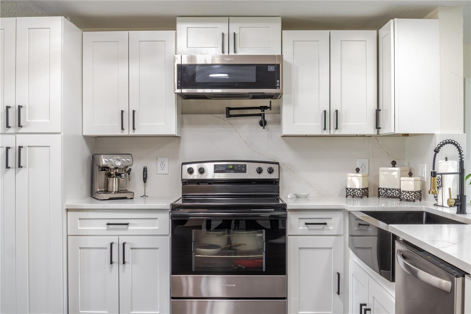 FLOR A MAR - Residential