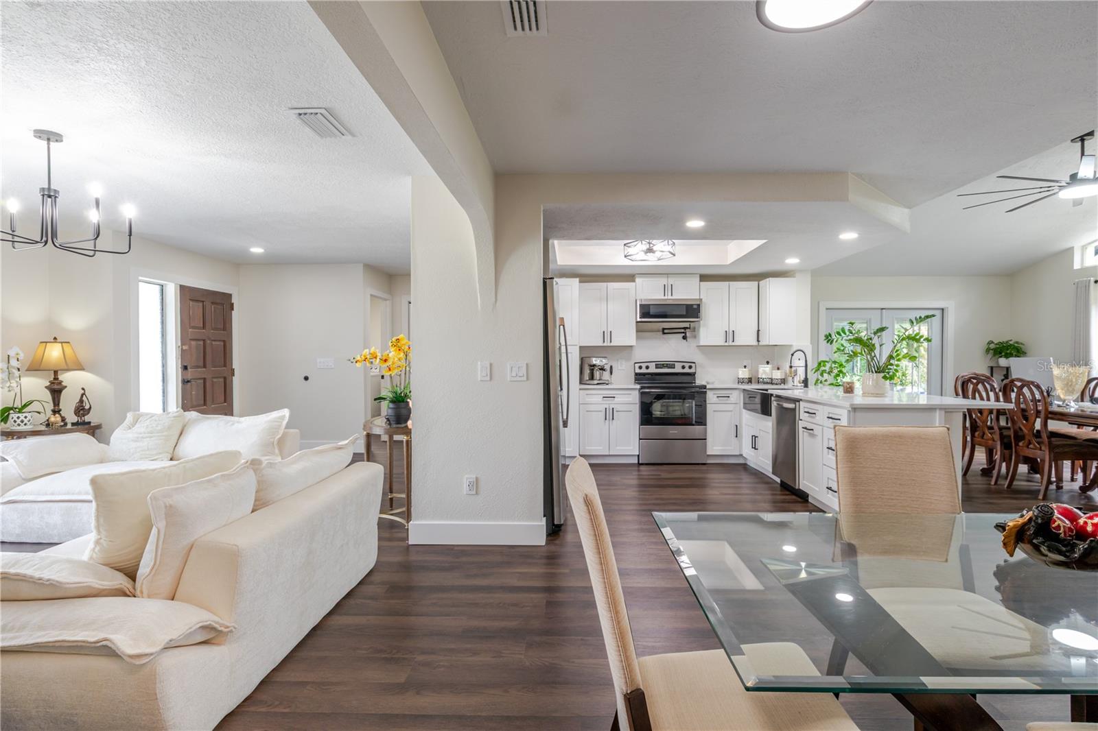 FLOR A MAR - Residential