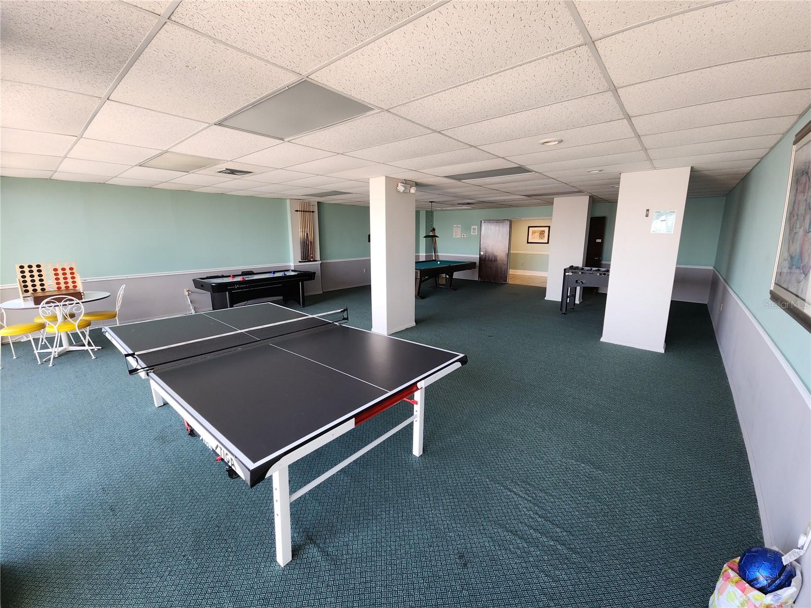 BAYSHORE BATH & TENNIS CLUB CONDO - Residential Lease