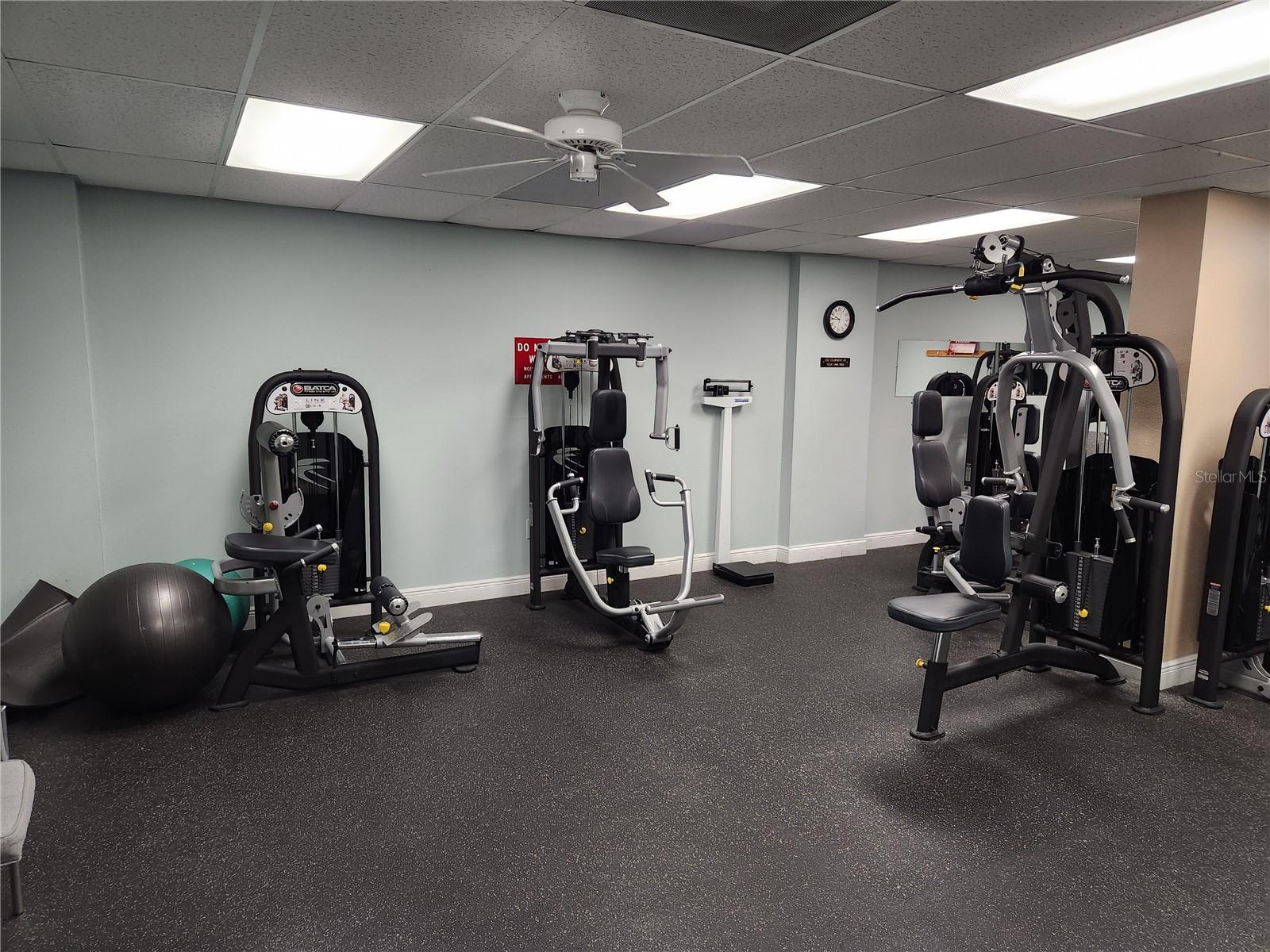 BAYSHORE BATH & TENNIS CLUB CONDO - Residential Lease