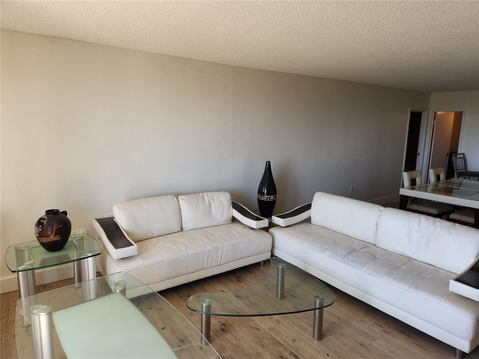 BAYSHORE BATH & TENNIS CLUB CONDO - Residential Lease