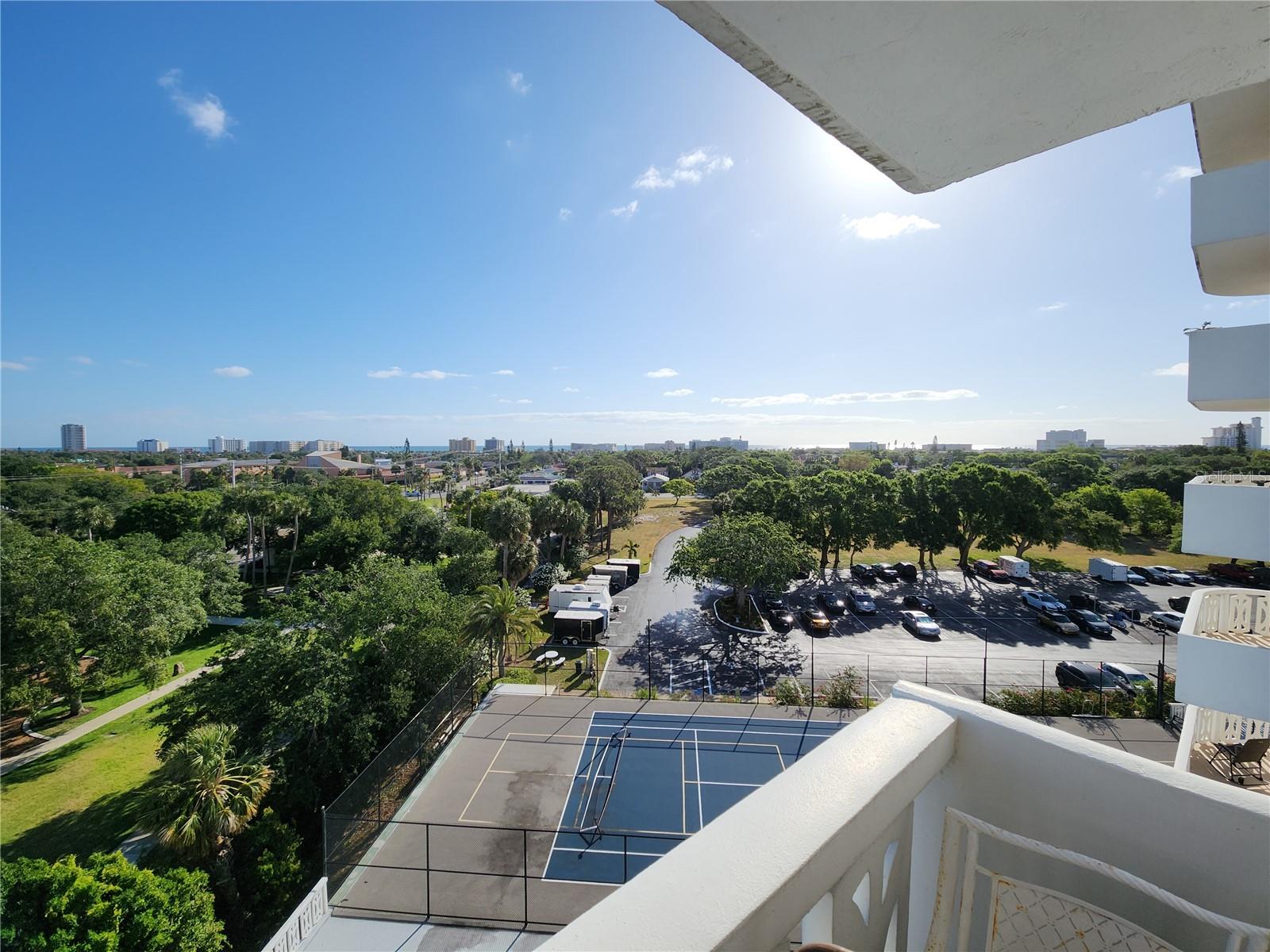 BAYSHORE BATH & TENNIS CLUB CONDO - Residential Lease