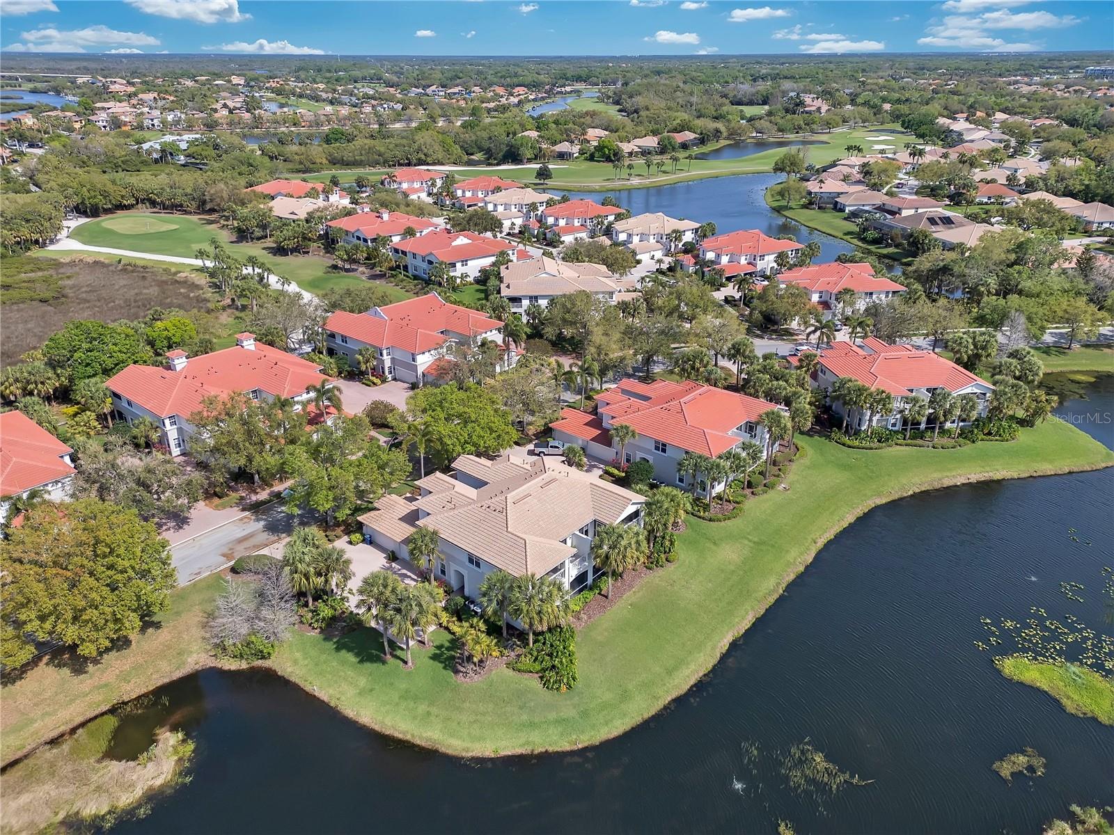 WATERLEFE GOLF AND RIVER CLUB THE WATCH - Residential