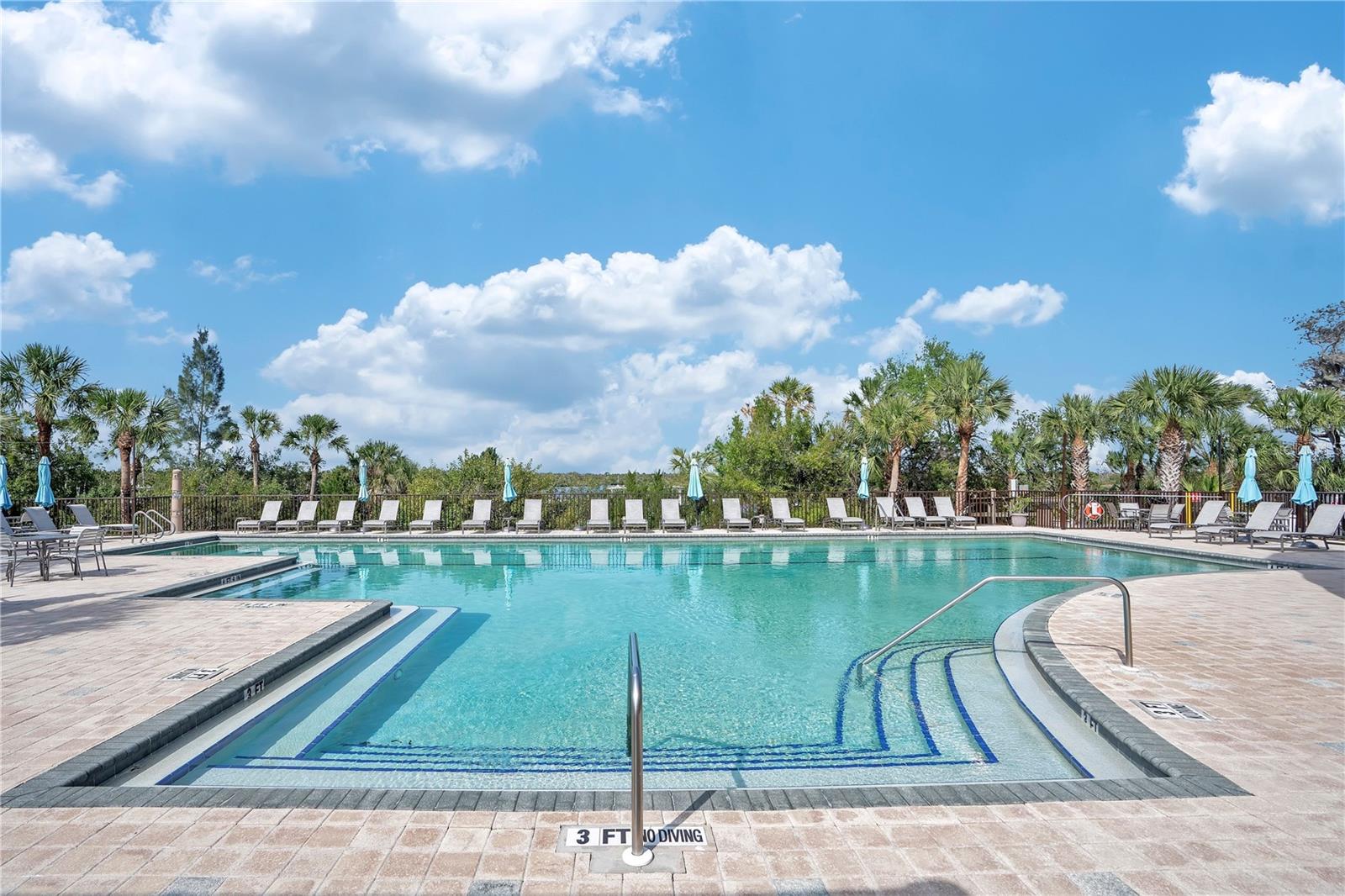 WATERLEFE GOLF AND RIVER CLUB THE WATCH - Residential