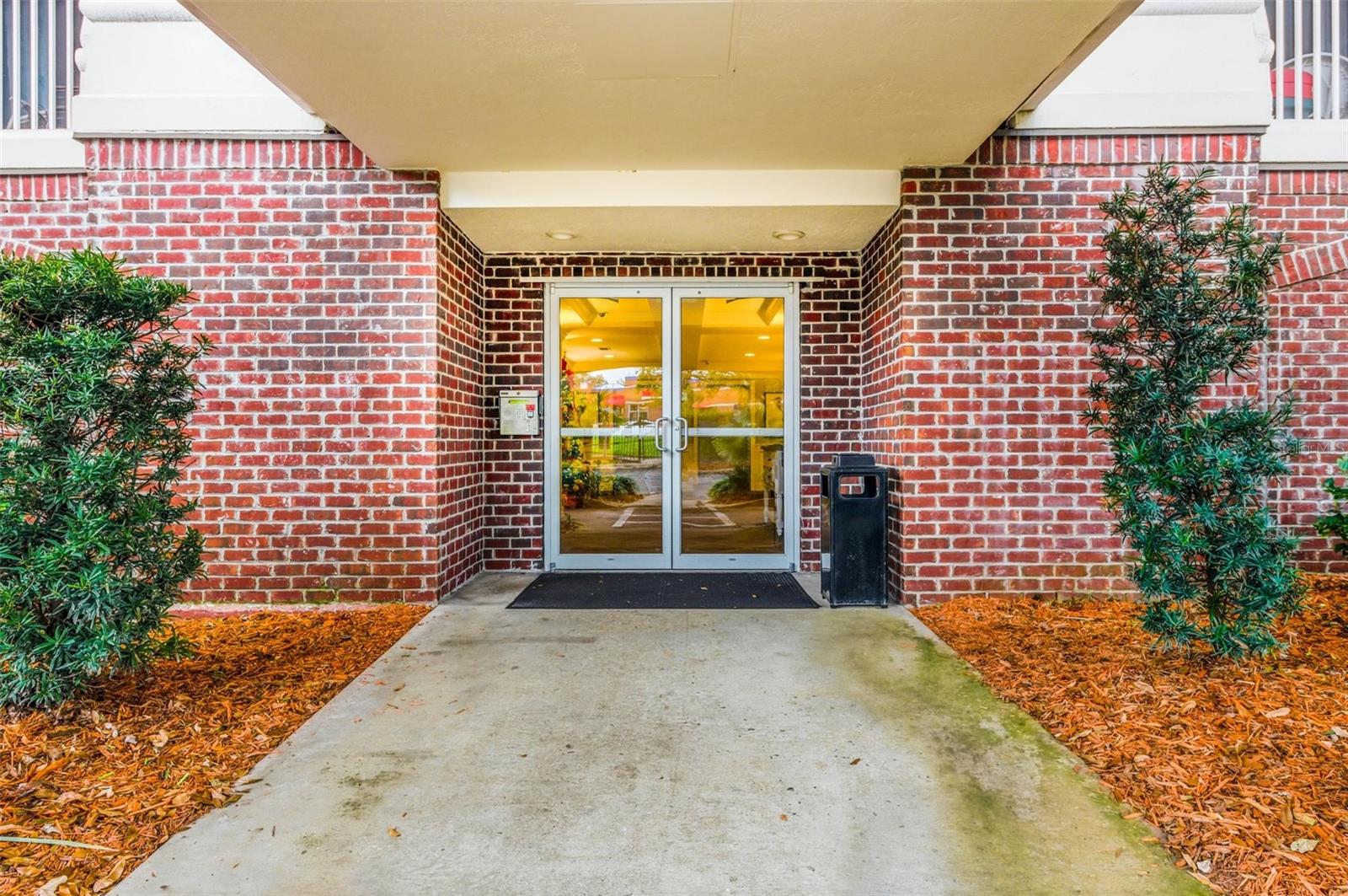 DEERWOOD PLACE IV CONDO - Residential