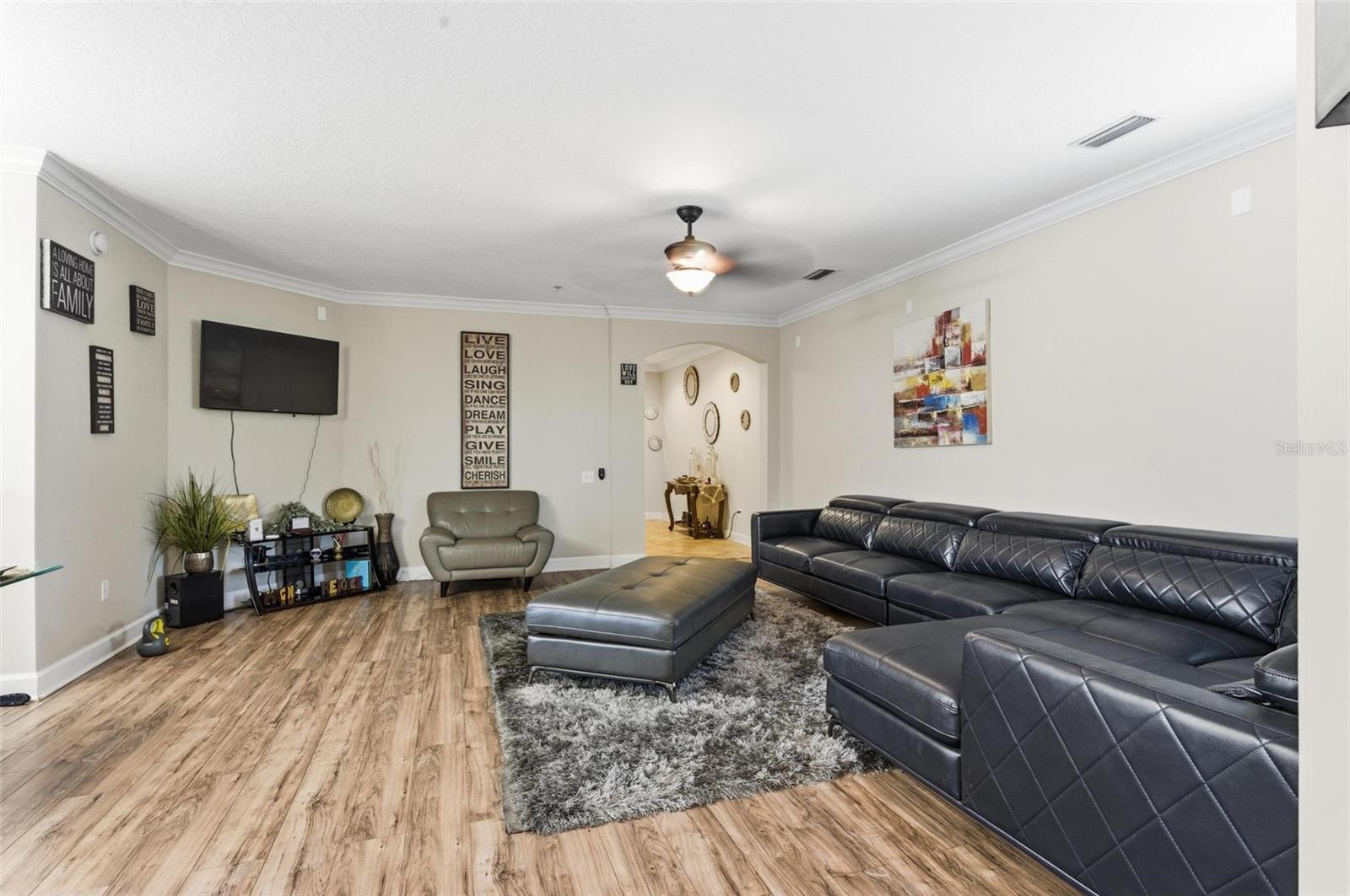 DEERWOOD PLACE IV CONDO - Residential