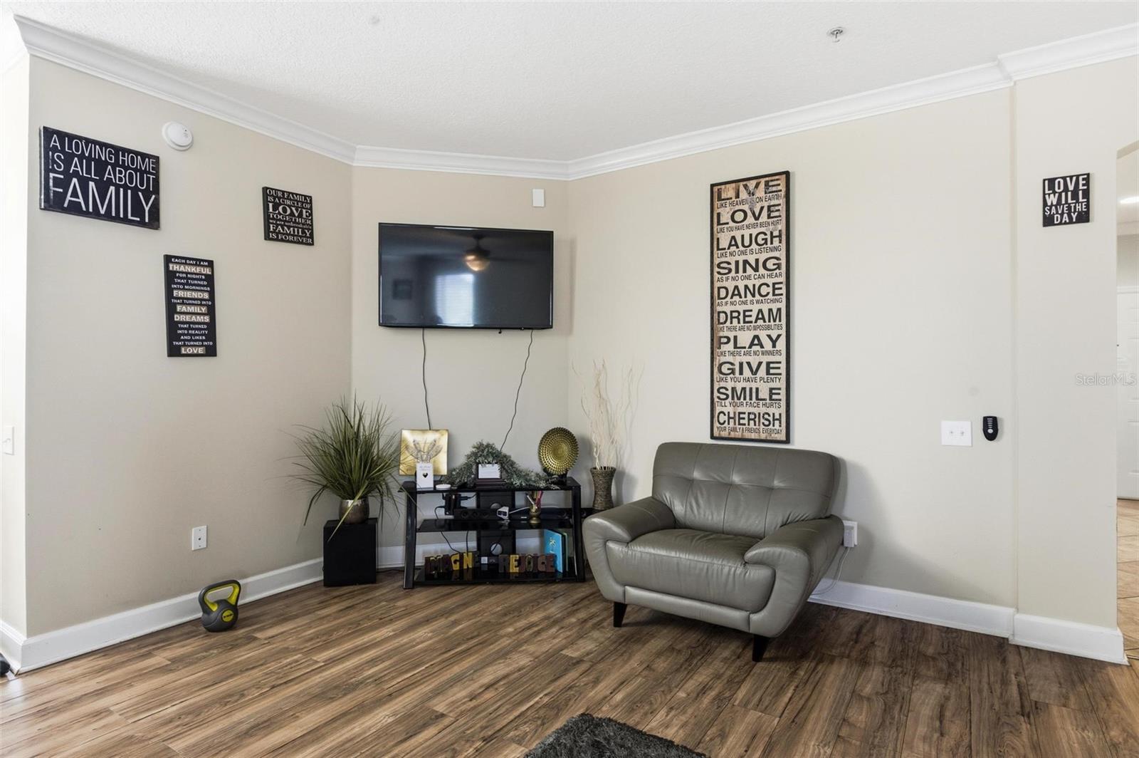 DEERWOOD PLACE IV CONDO - Residential