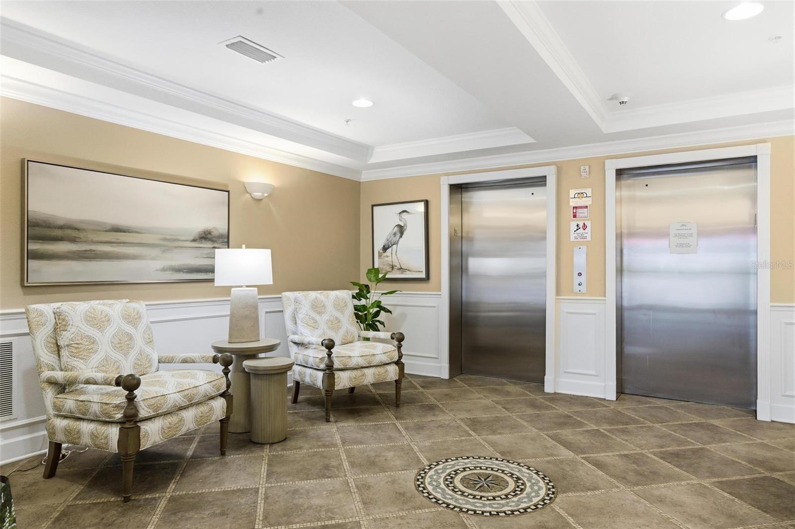 DEERWOOD PLACE IV CONDO - Residential