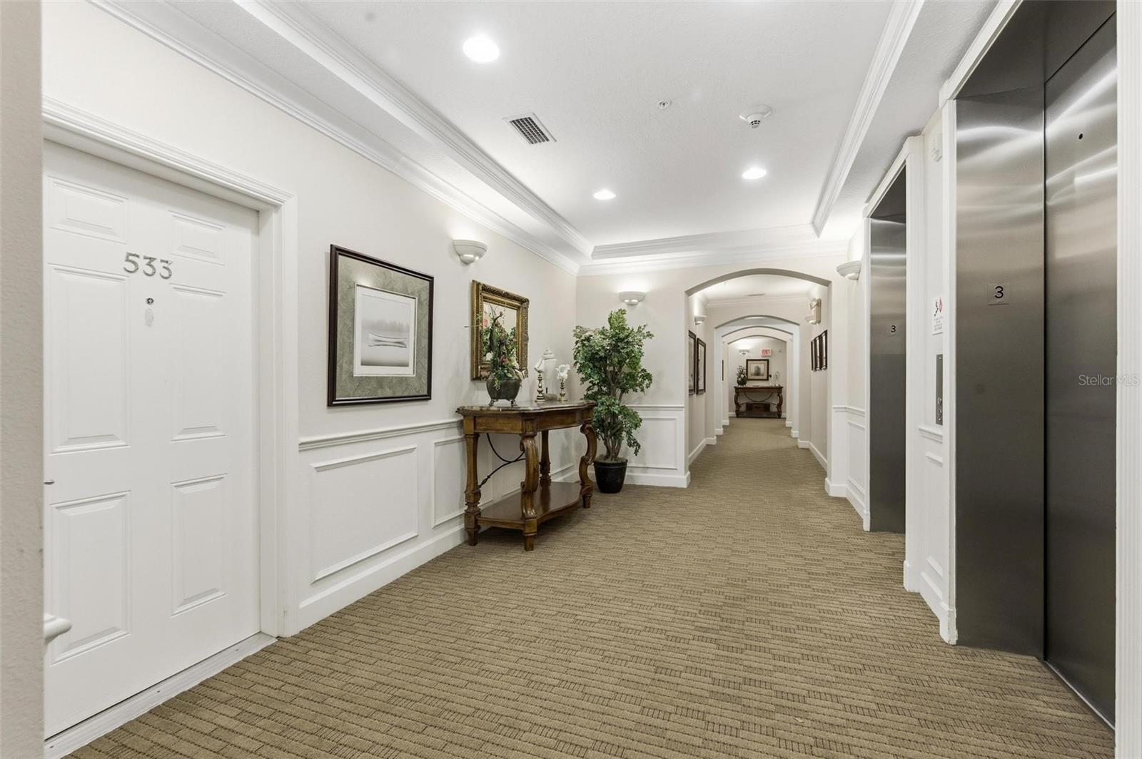 DEERWOOD PLACE IV CONDO - Residential