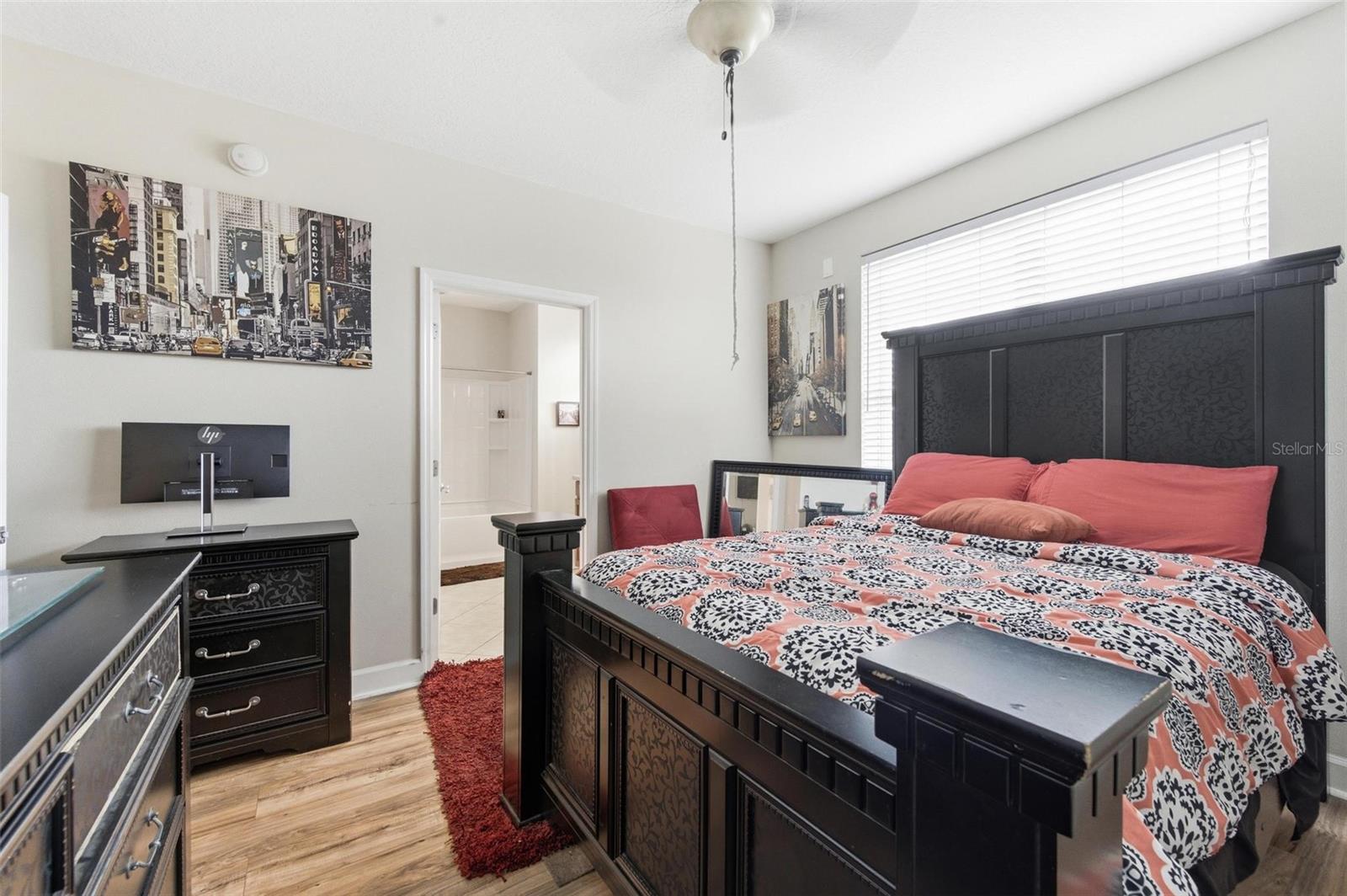 DEERWOOD PLACE IV CONDO - Residential