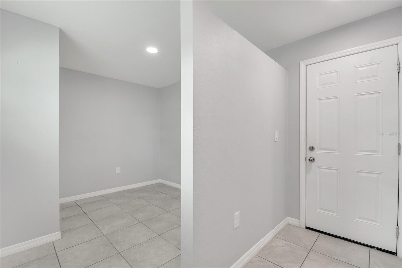 GOLDIE MANOR - Residential Lease