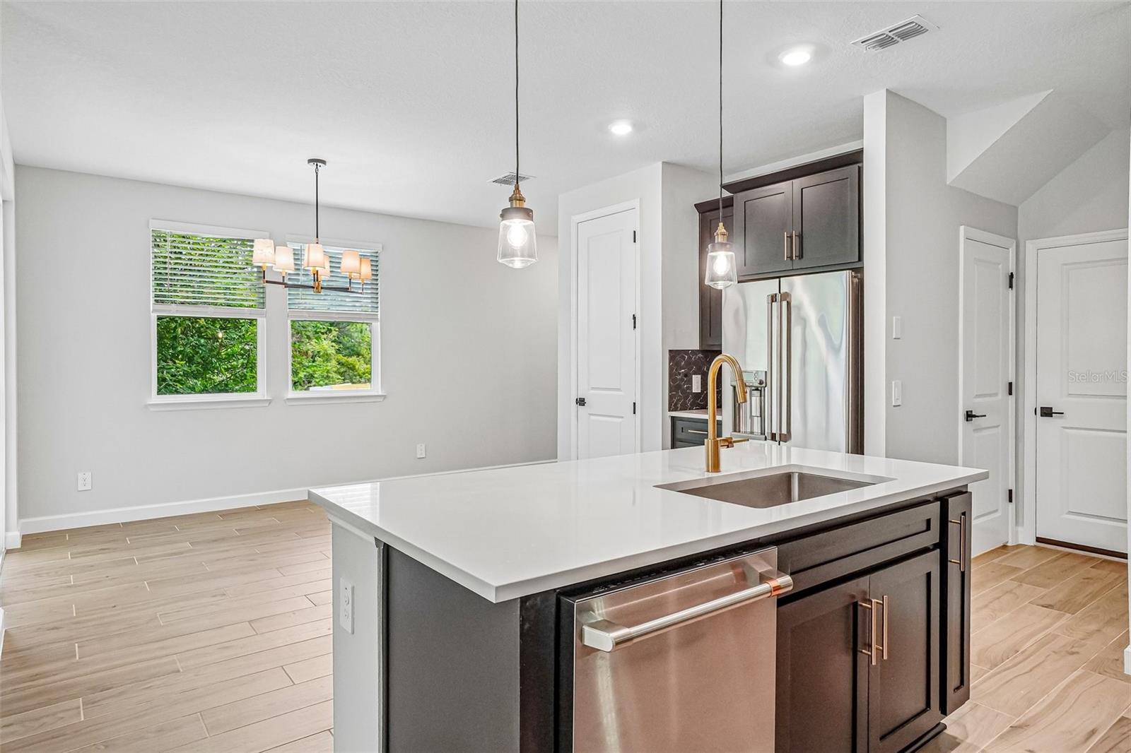 MONTAGUE CHASE - Residential