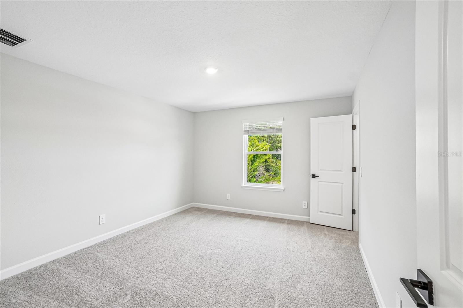 MONTAGUE CHASE - Residential