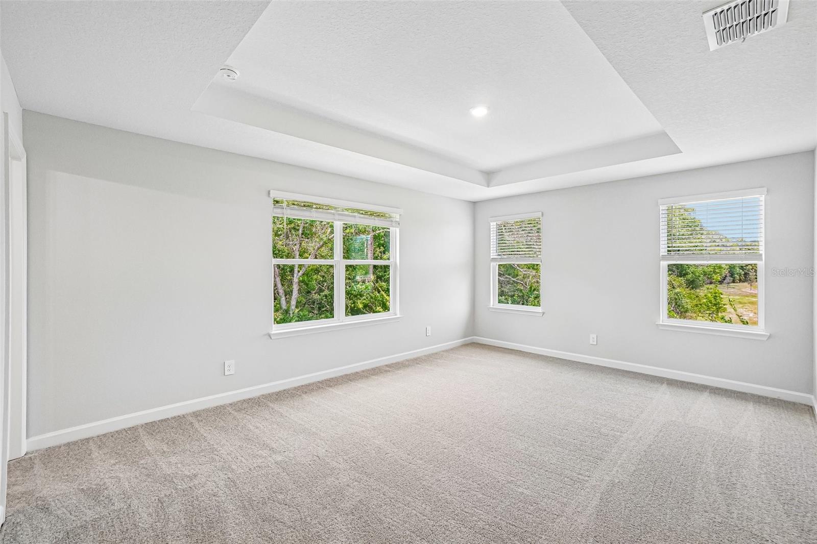 MONTAGUE CHASE - Residential