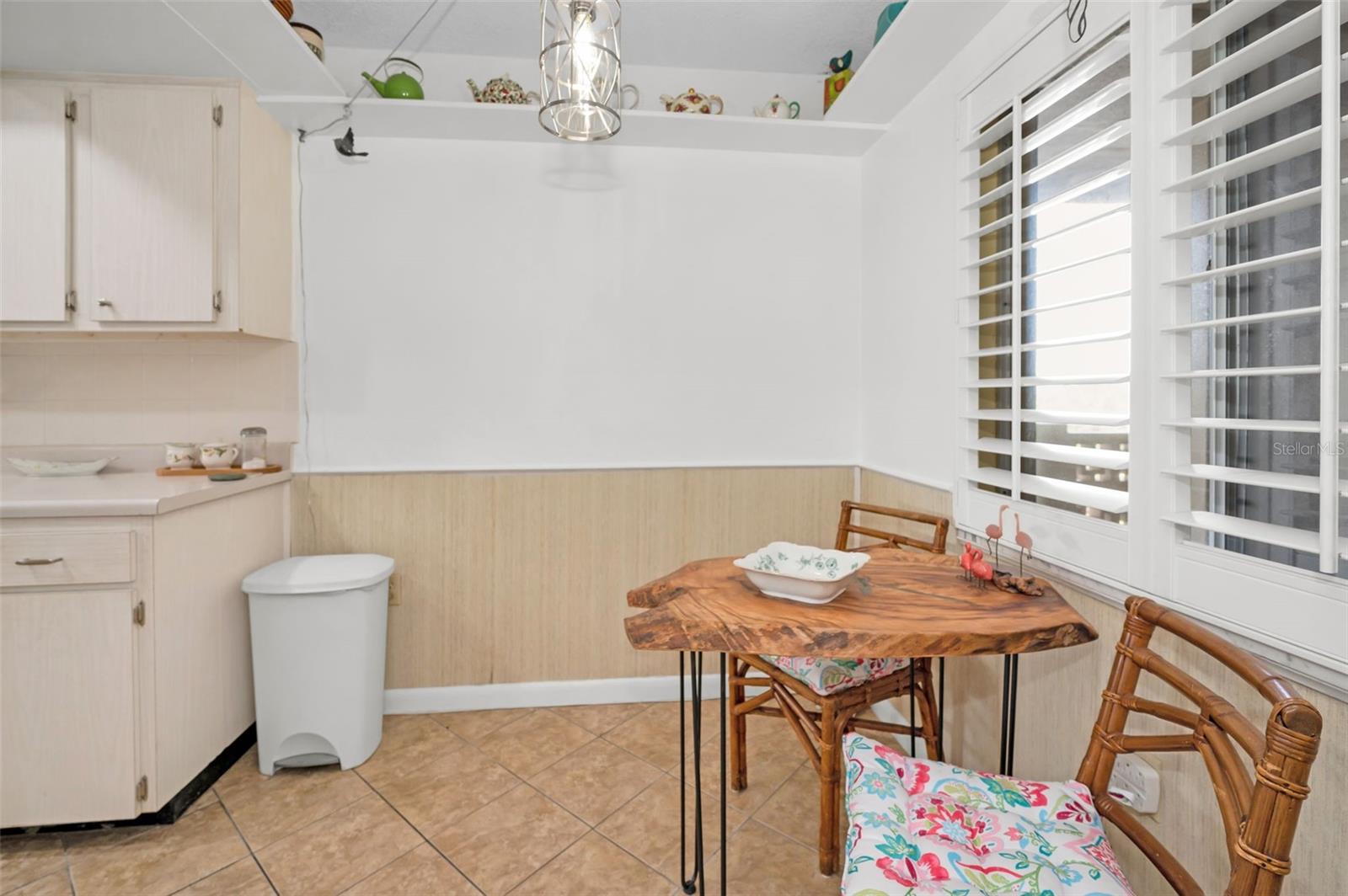 622 EDGEWATER DRIVE 523
