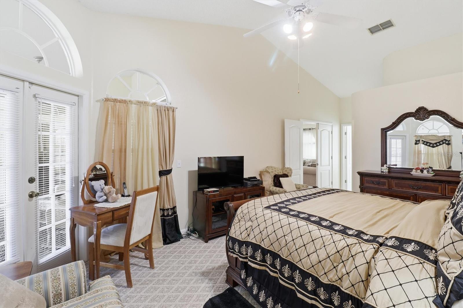 SILVER BEND - Residential