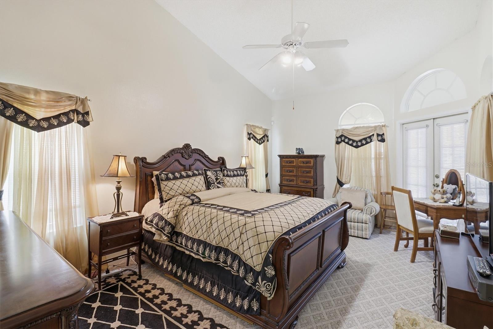 SILVER BEND - Residential