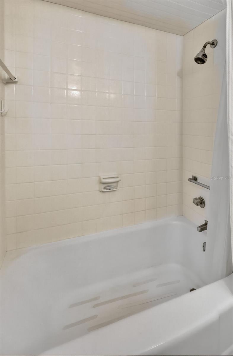 HORIZON HOUSE CO-OP - Residential