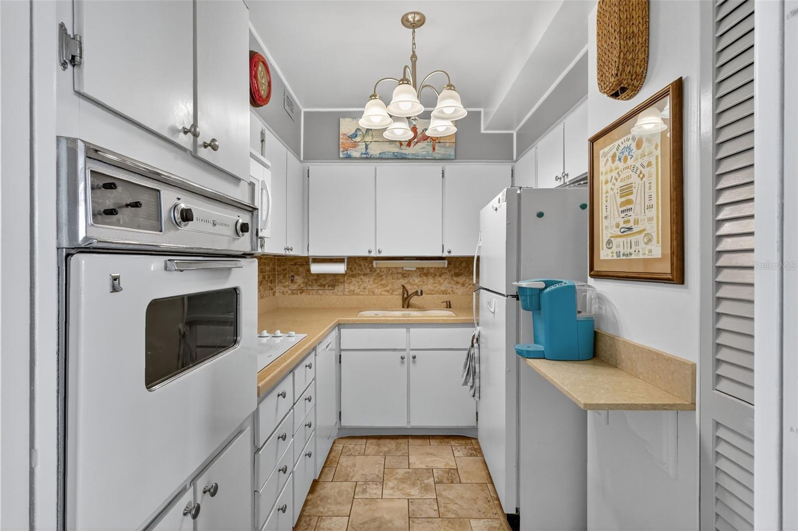 HORIZON HOUSE CO-OP - Residential