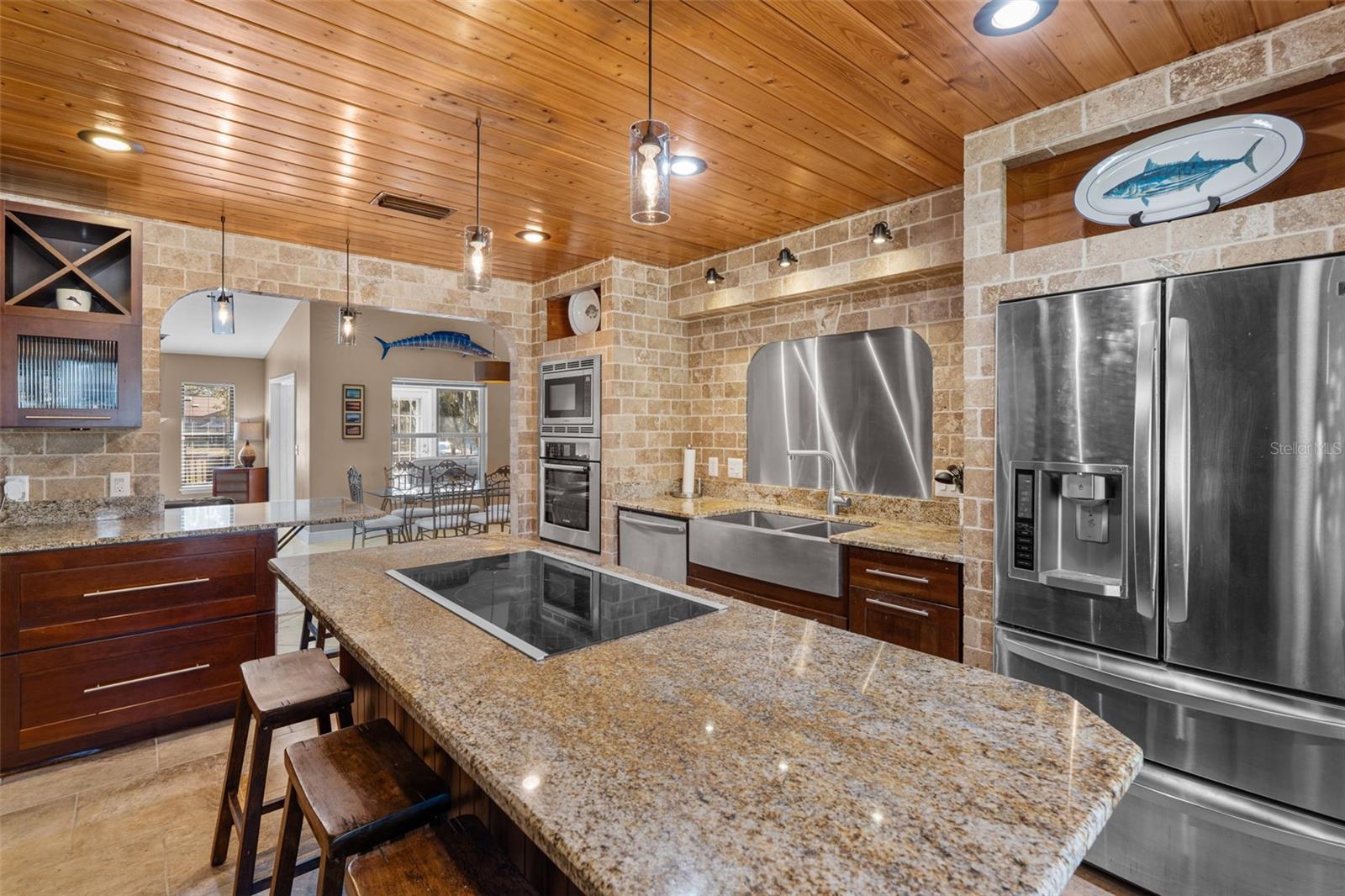 CARDINAL OAKS - Residential