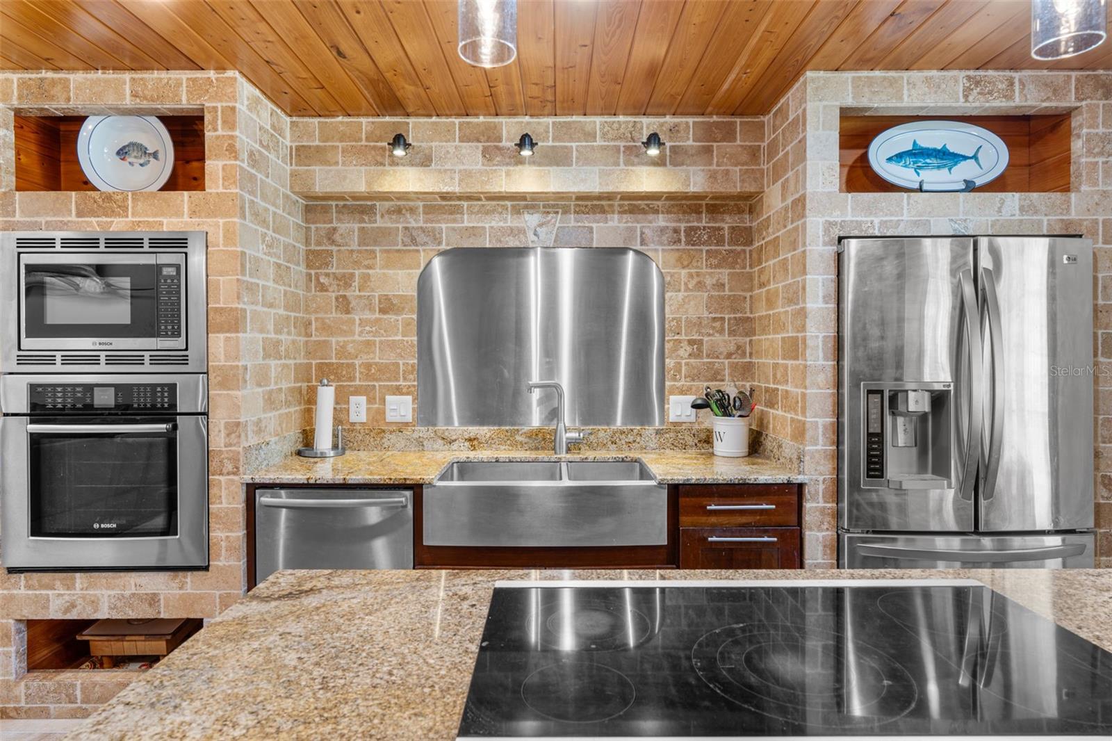 CARDINAL OAKS - Residential