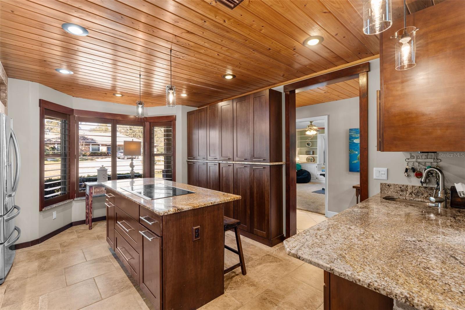 CARDINAL OAKS - Residential